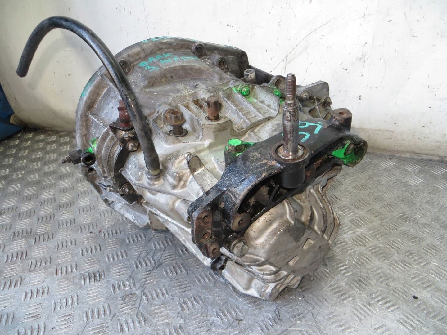 Caja de Cambios Hit Vivaro II 1.9 Manual PK6 2001-2006 usado 3