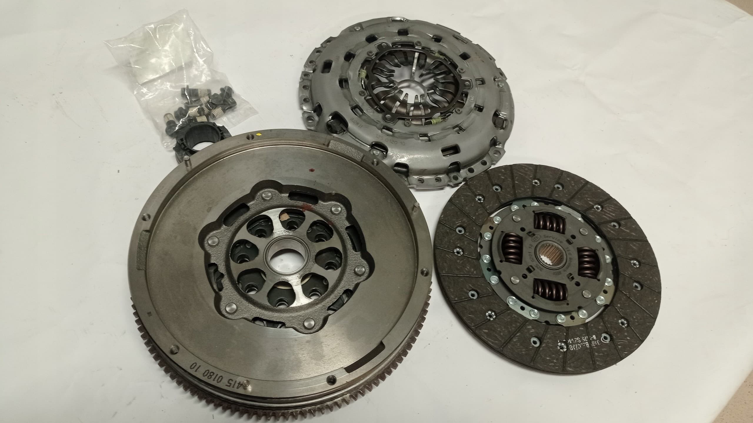 Kit de Embrague Schaeffler LuK 600 0024 00 nuevo