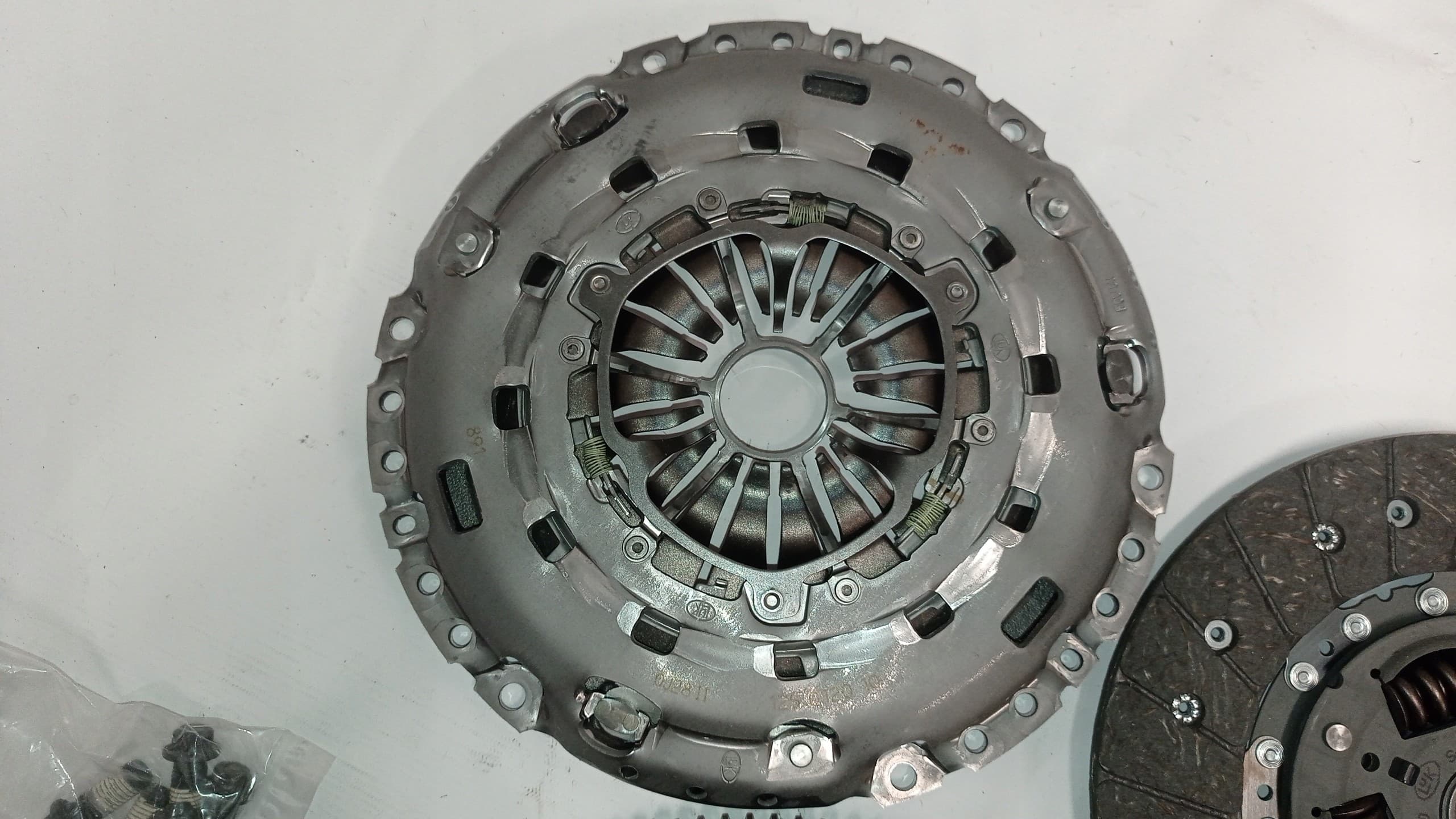 Kit de Embrague Schaeffler LuK 600 0024 00 nuevo 4