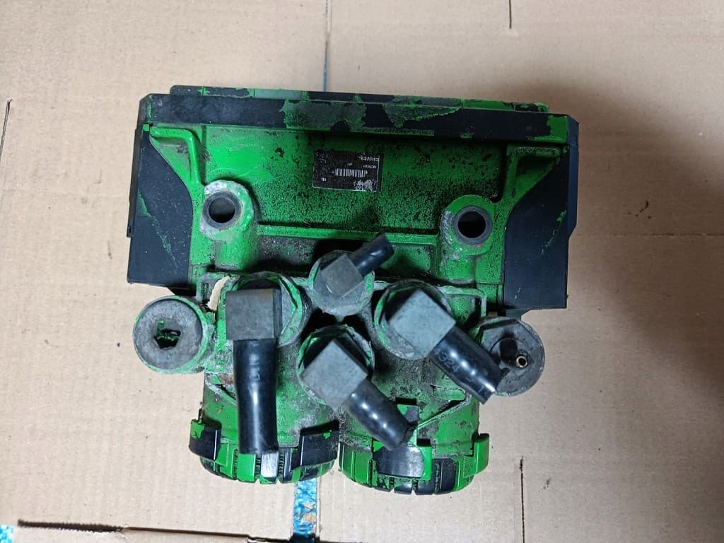 Válvula Ebs Man Tga 81621066026 K000921 nuevo