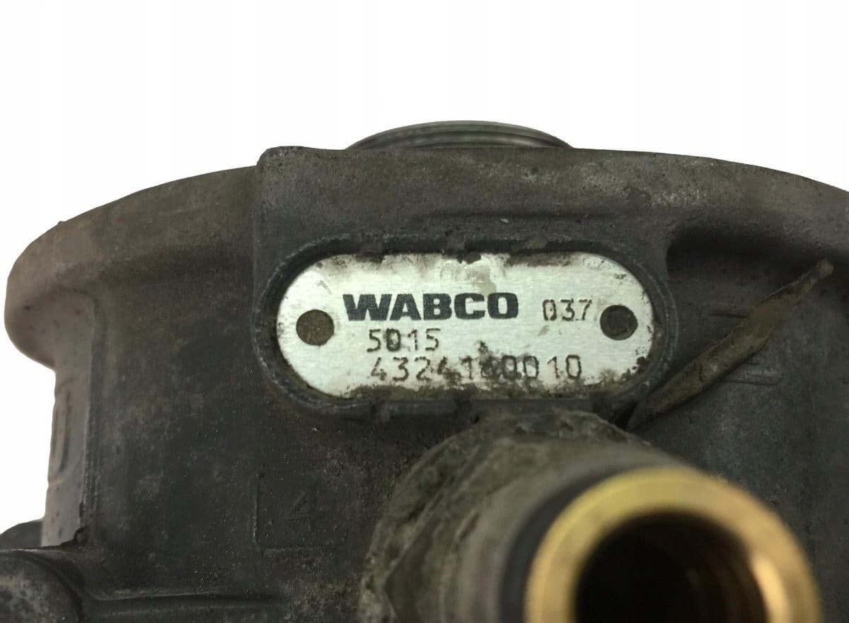 Deshumidificador Iveco 5801335174 usado 5