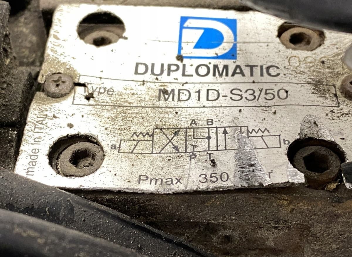 R900561274 Recambio Hidráulico para Mercedes-Benz Atego usado 8