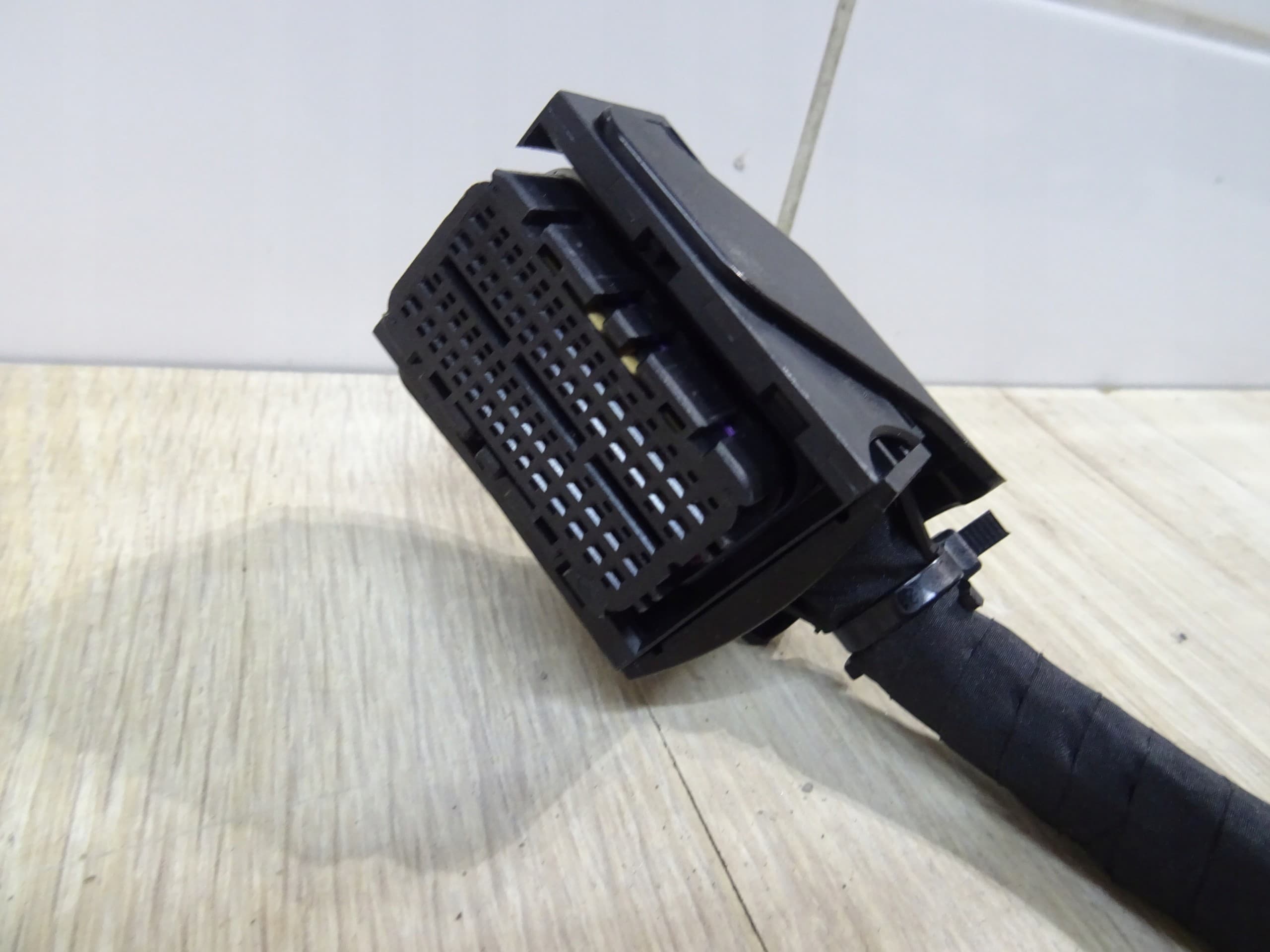 Instalación de Haz A1751502633 G15DTF Ssang Yong Llu nuevo 6