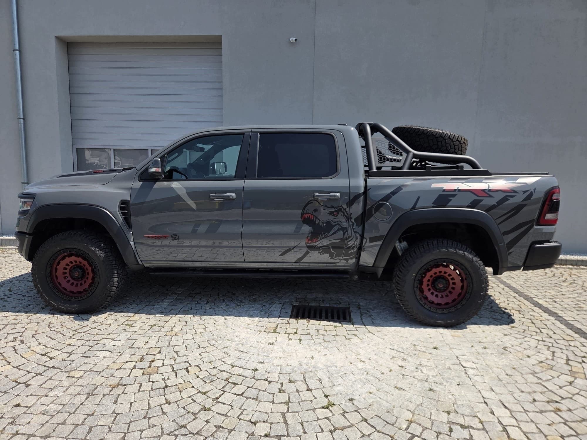 Rollbar V2 Rocket con Rueda para Dodge Ram 1500 2019 - 2024 nuevo 3