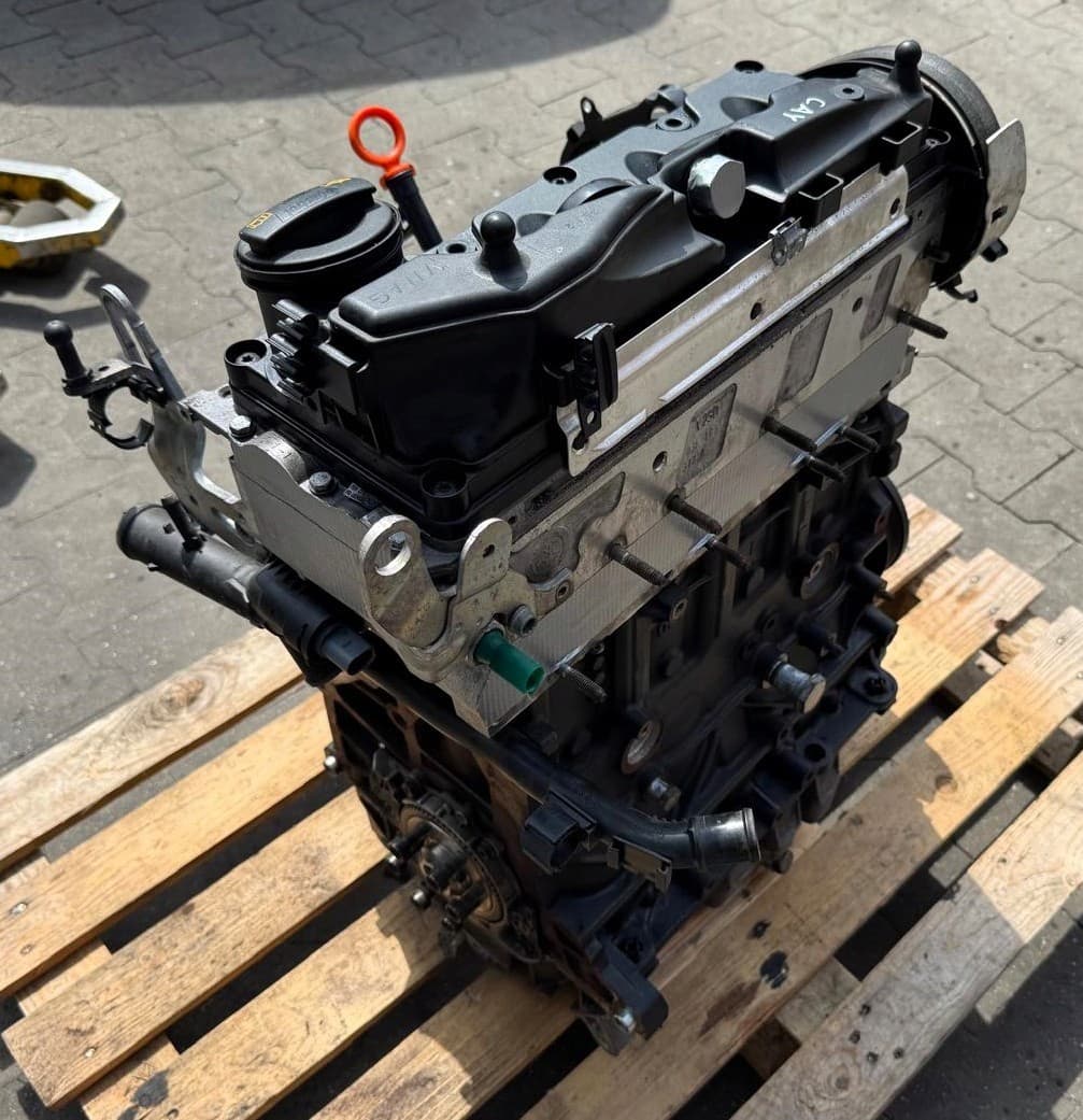 Motor VW Golf Caddy 1.6 TDI Caya Cayb Cayc usado 6