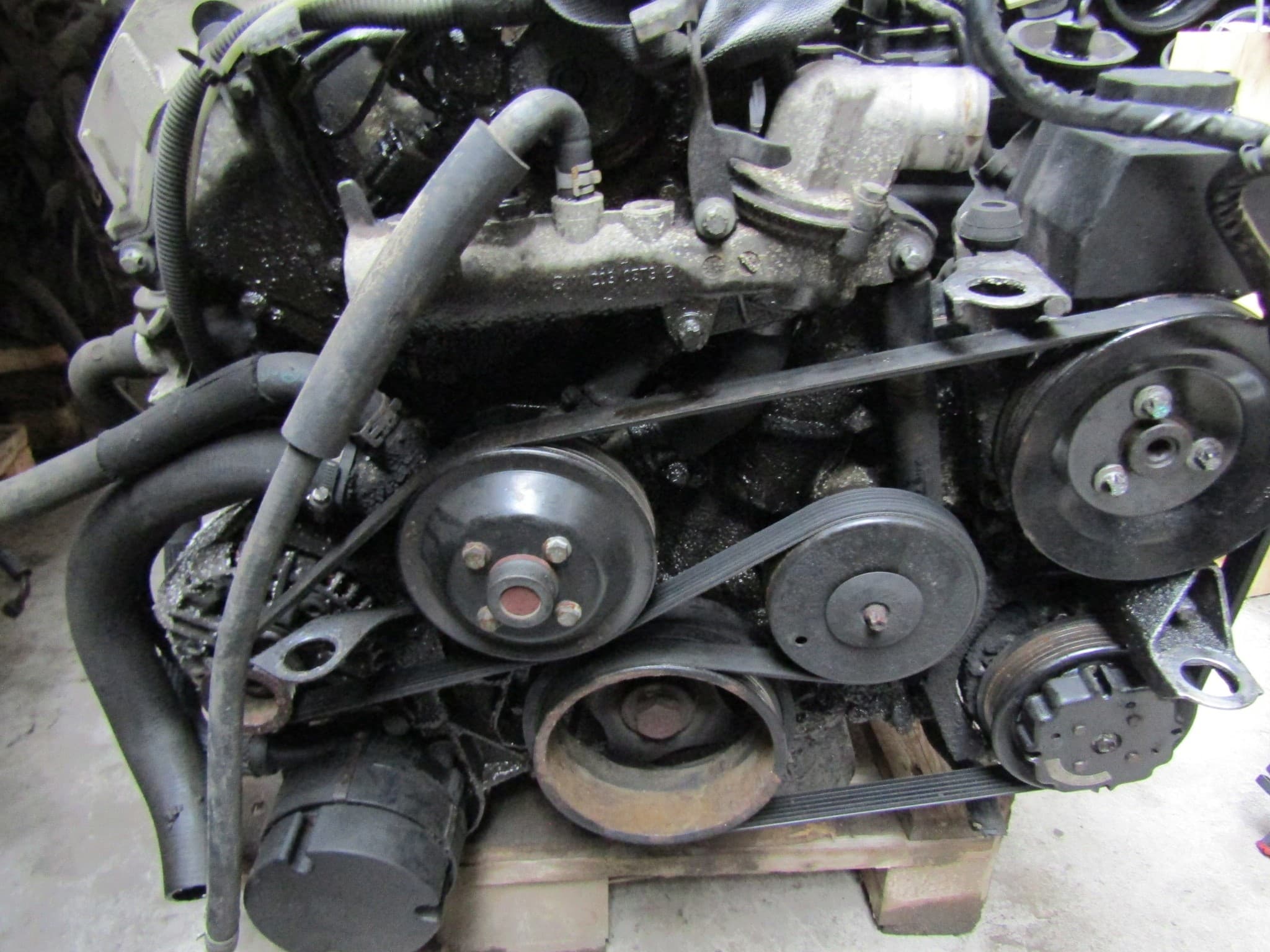 Motor Completo Mercedes W203 W210 2.0 20V M111 111951 129CV usado 3