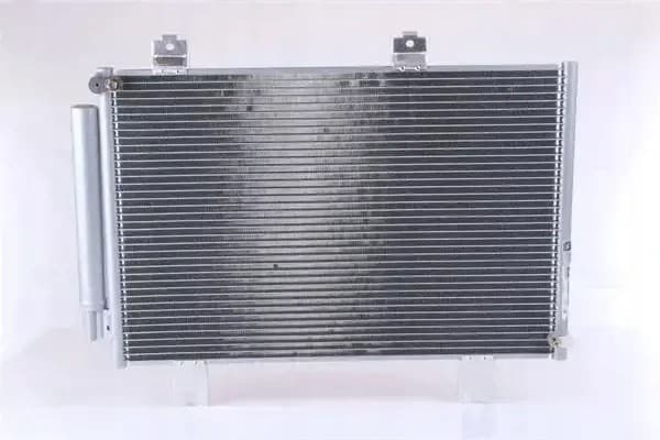 Condensador de aire acondicionado Nissens 940810 usado