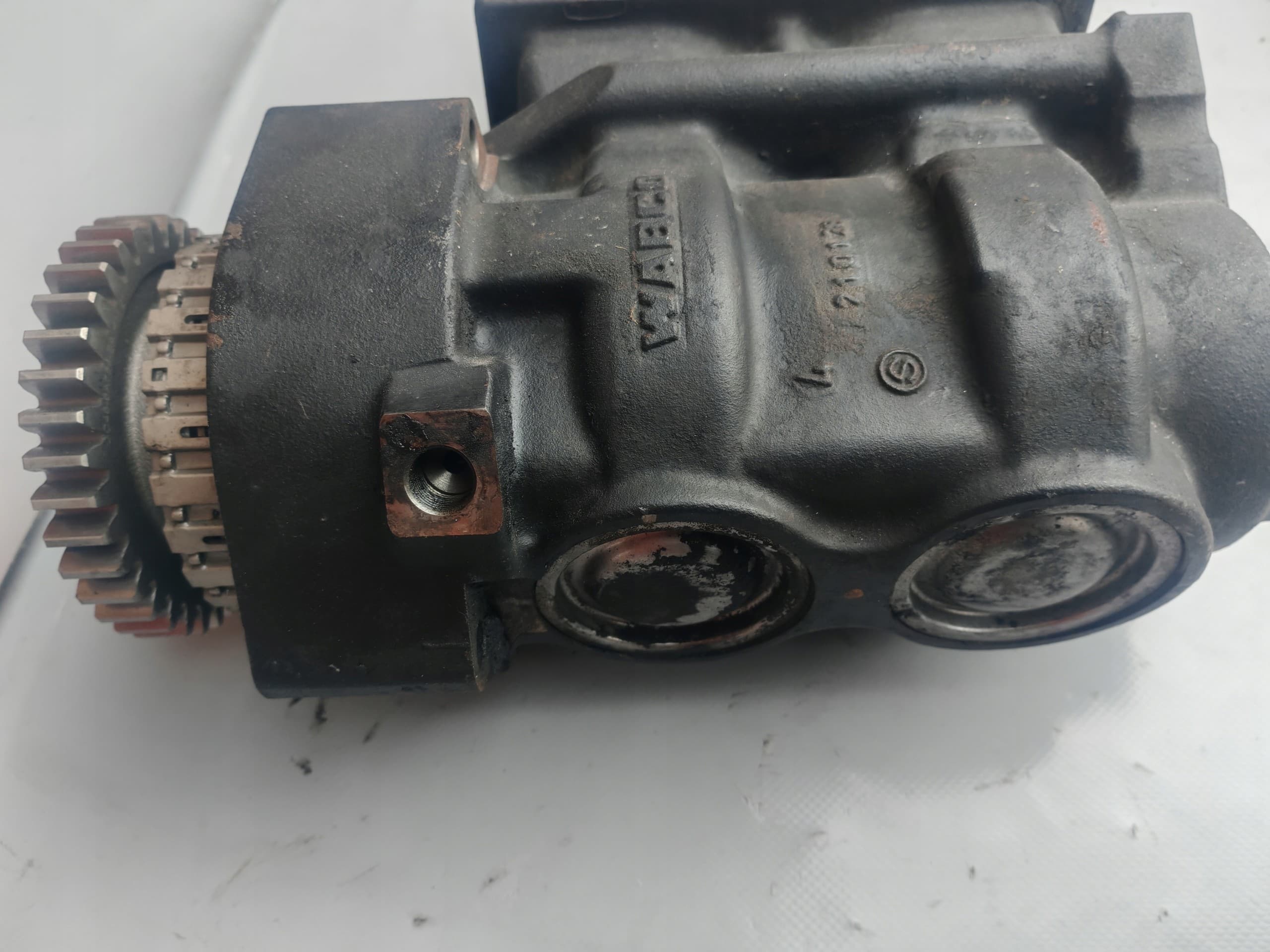 Compresor de Aire Wabco para Camiones Ford F-Max 500 usado 10