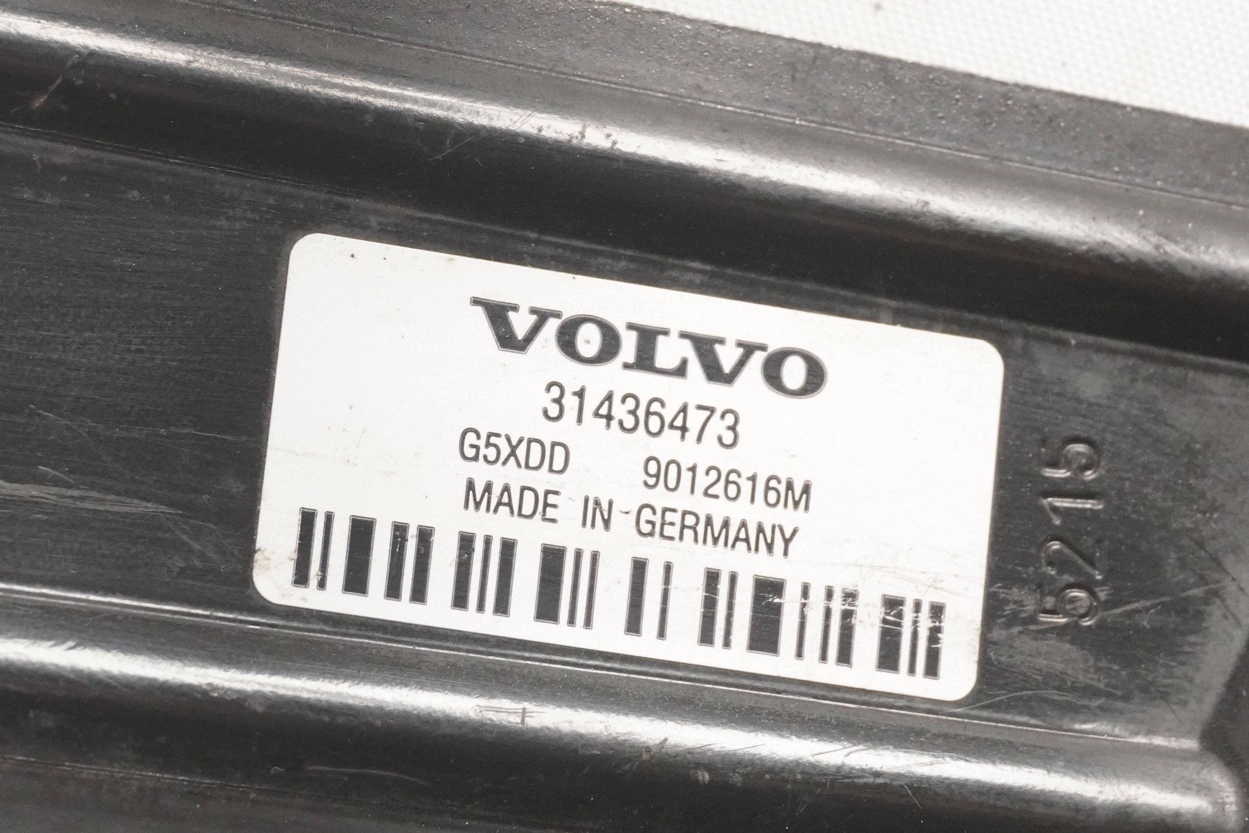 Silenciador Webasto para Volvo V60 V70 31436473 9001800D usado 3