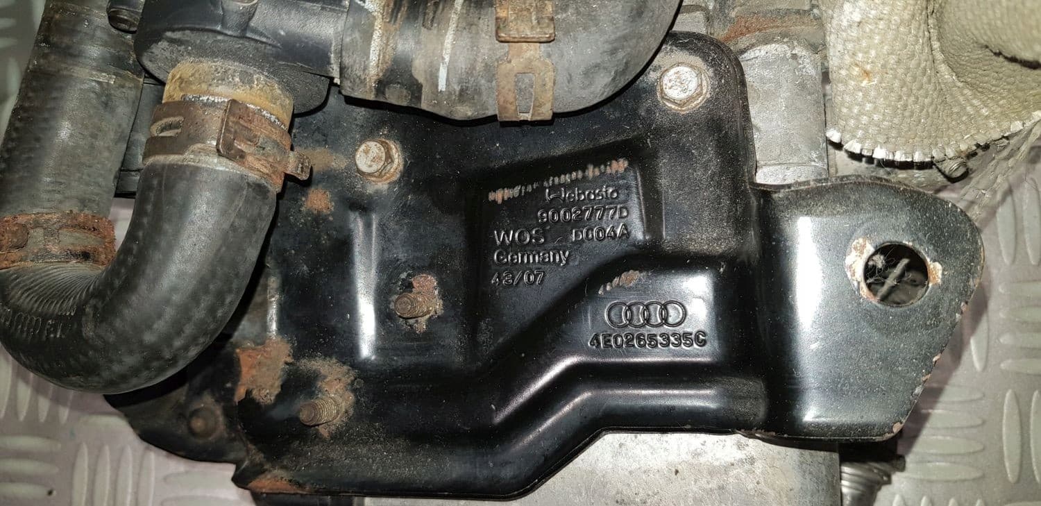Calefacción Webasto Thermo Top C 40W para Audi A8 D3 2007 usado 8