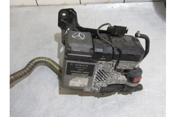 Bomba Webasto Mercedes W168 1685000298 Diésel usado 3