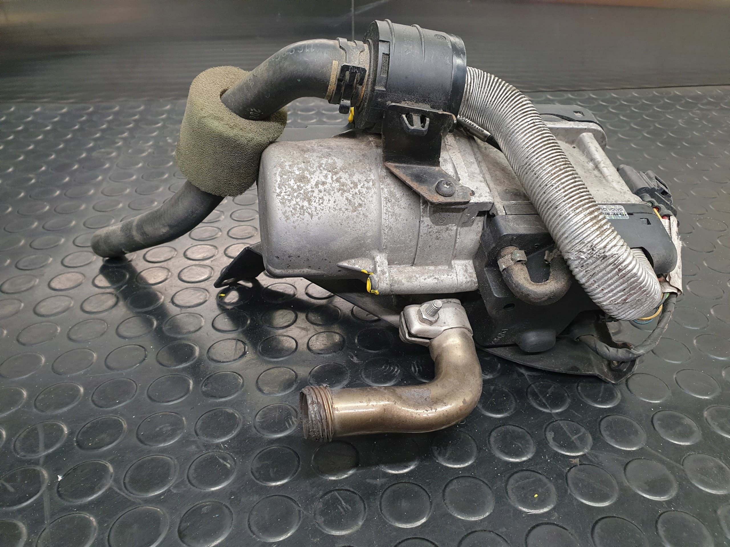 Calefactor Webasto Diésel para Volvo S80 II, V70 Iii, XC70 II usado 4