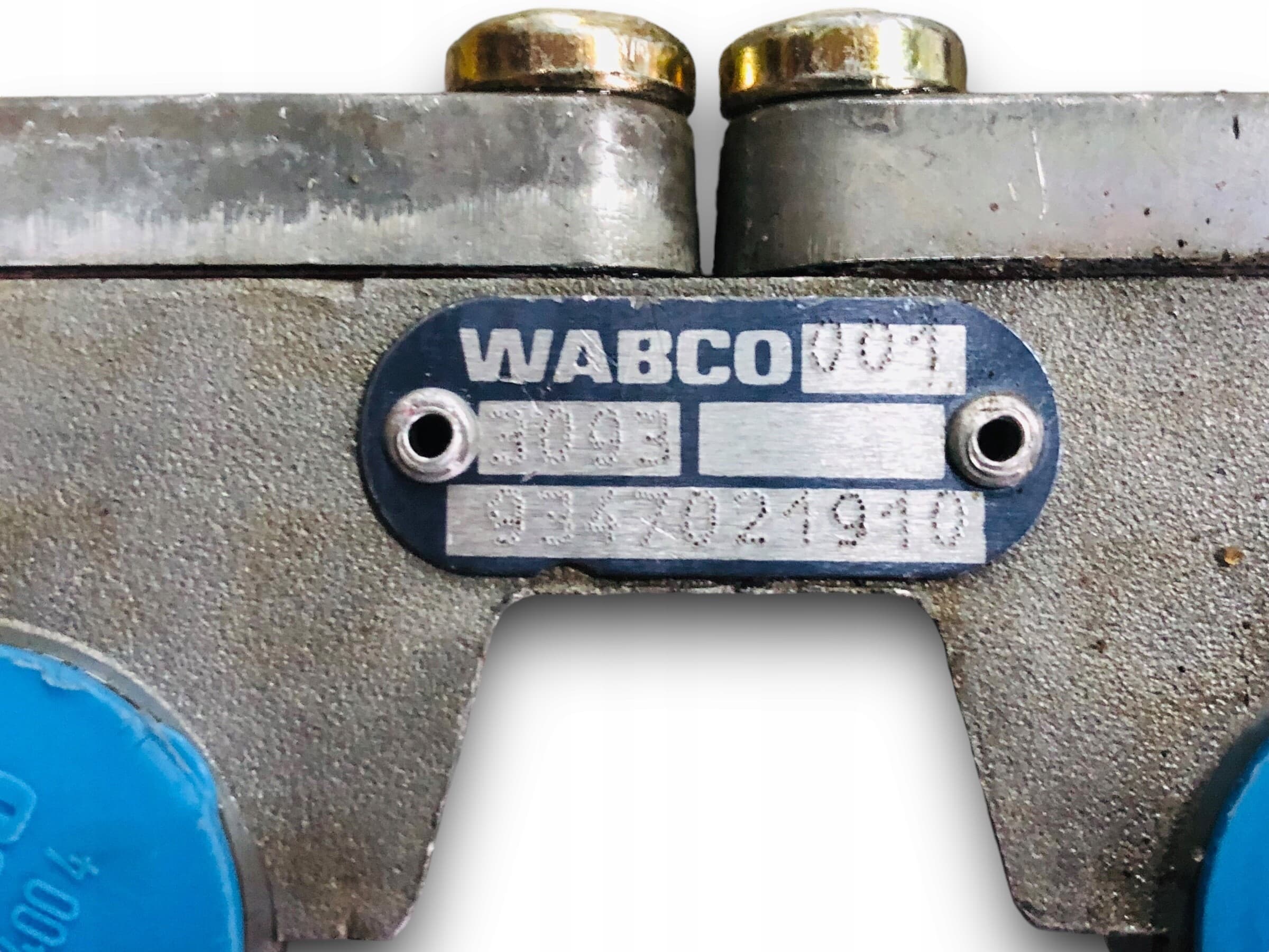 Válvula multivía Wabco 9347021910 usado 2