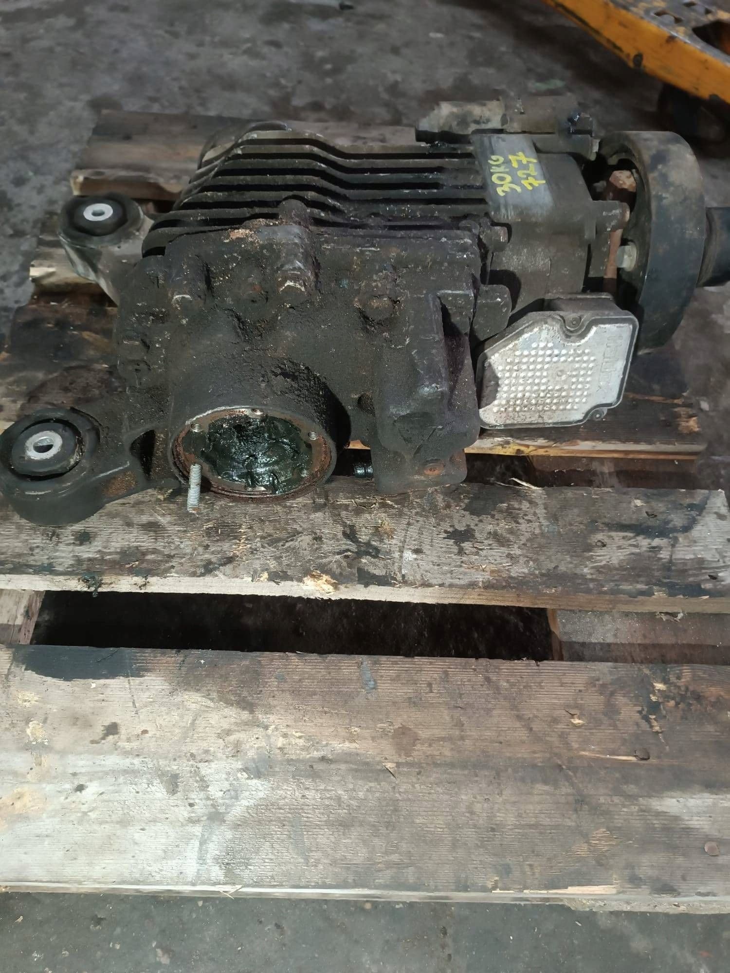 Puente Diferencial Trasero VW Skoda 2.0 TDI 0BR525010 HAA350 usado 7
