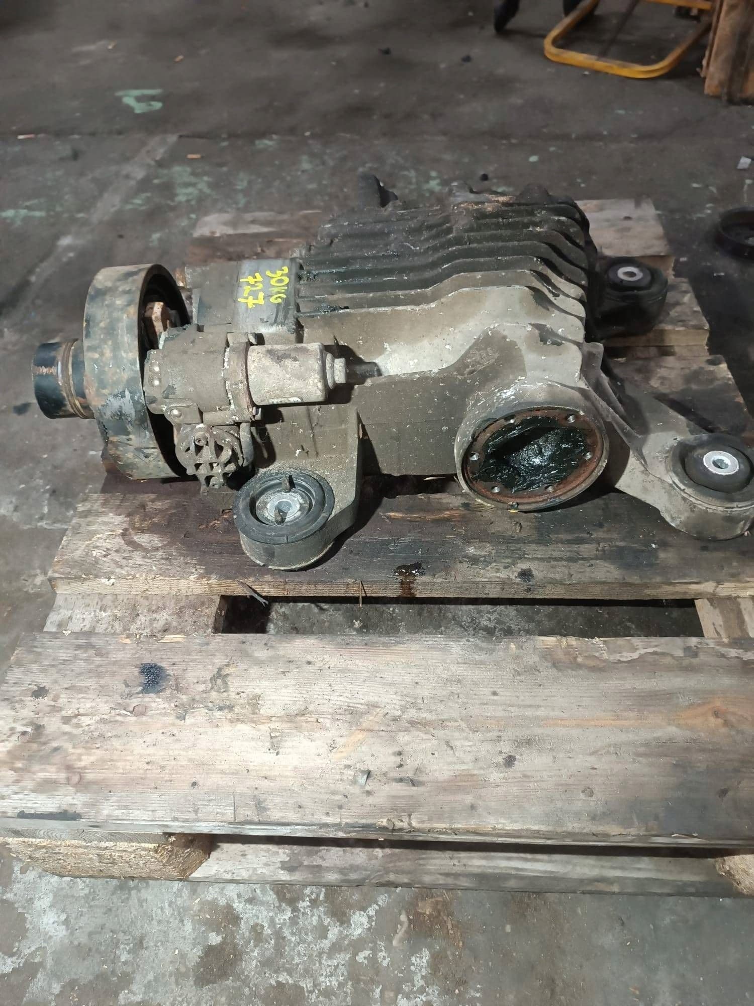 Puente Diferencial Trasero VW Skoda 2.0 TDI 0BR525010 HAA350 usado 8