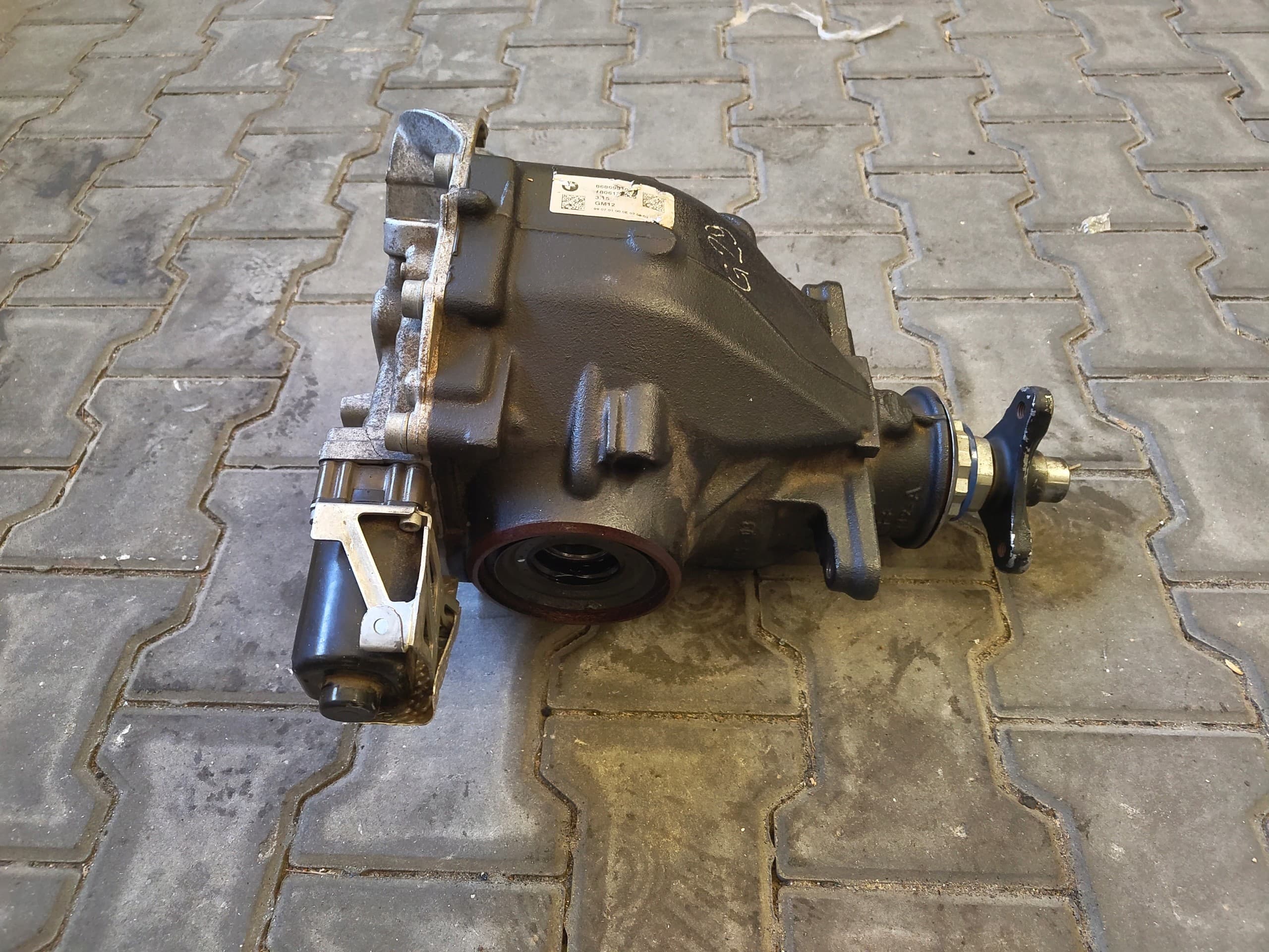 Difusor Trasero Puente BMW Z4 G29 8686991 Relación 3.15 usado 3