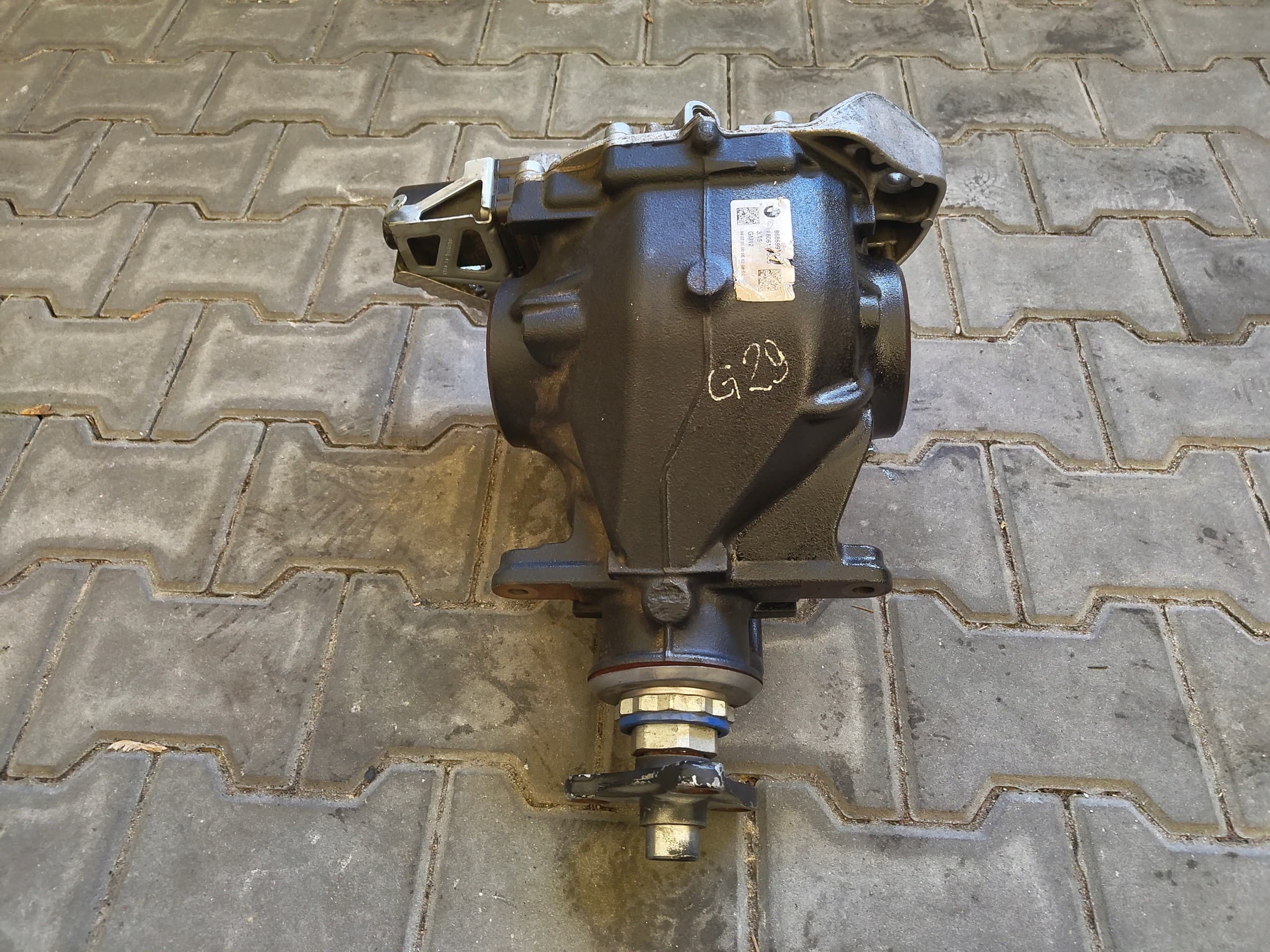 Difusor Trasero Puente BMW Z4 G29 8686991 Relación 3.15 usado 4