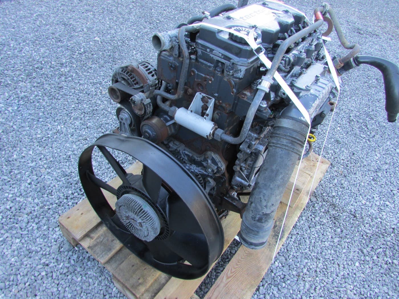 Motor Iveco Eurocargo 3.9 Tector 2008 F4AE3481D Euro5 usado 6