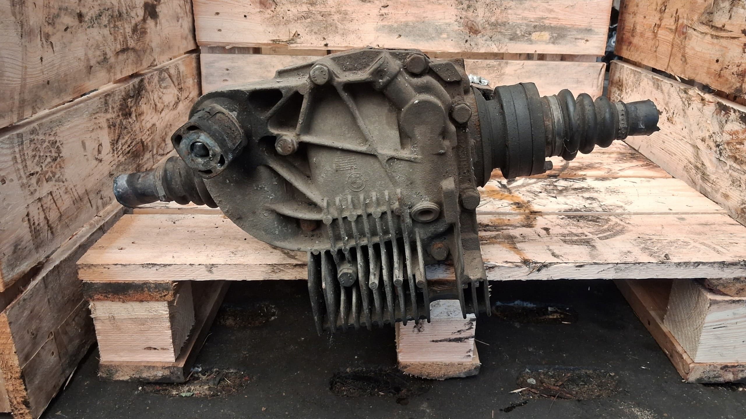 Diferencial Trasero BMW E60 525i 2.5 7527006 Relación 3.15 usado 5