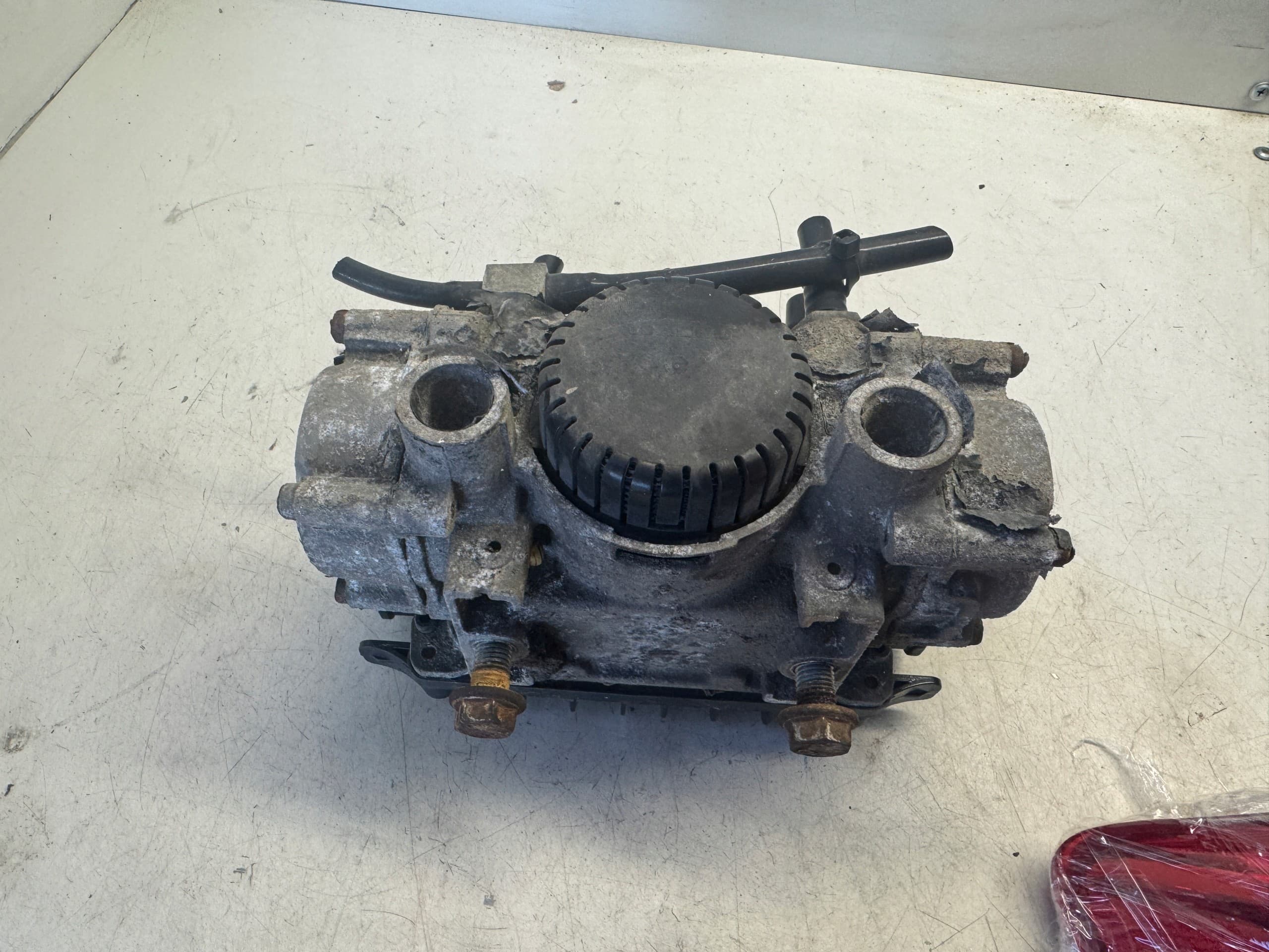 Válvula Modulator Ebs Man Tgl 4801041060 usado