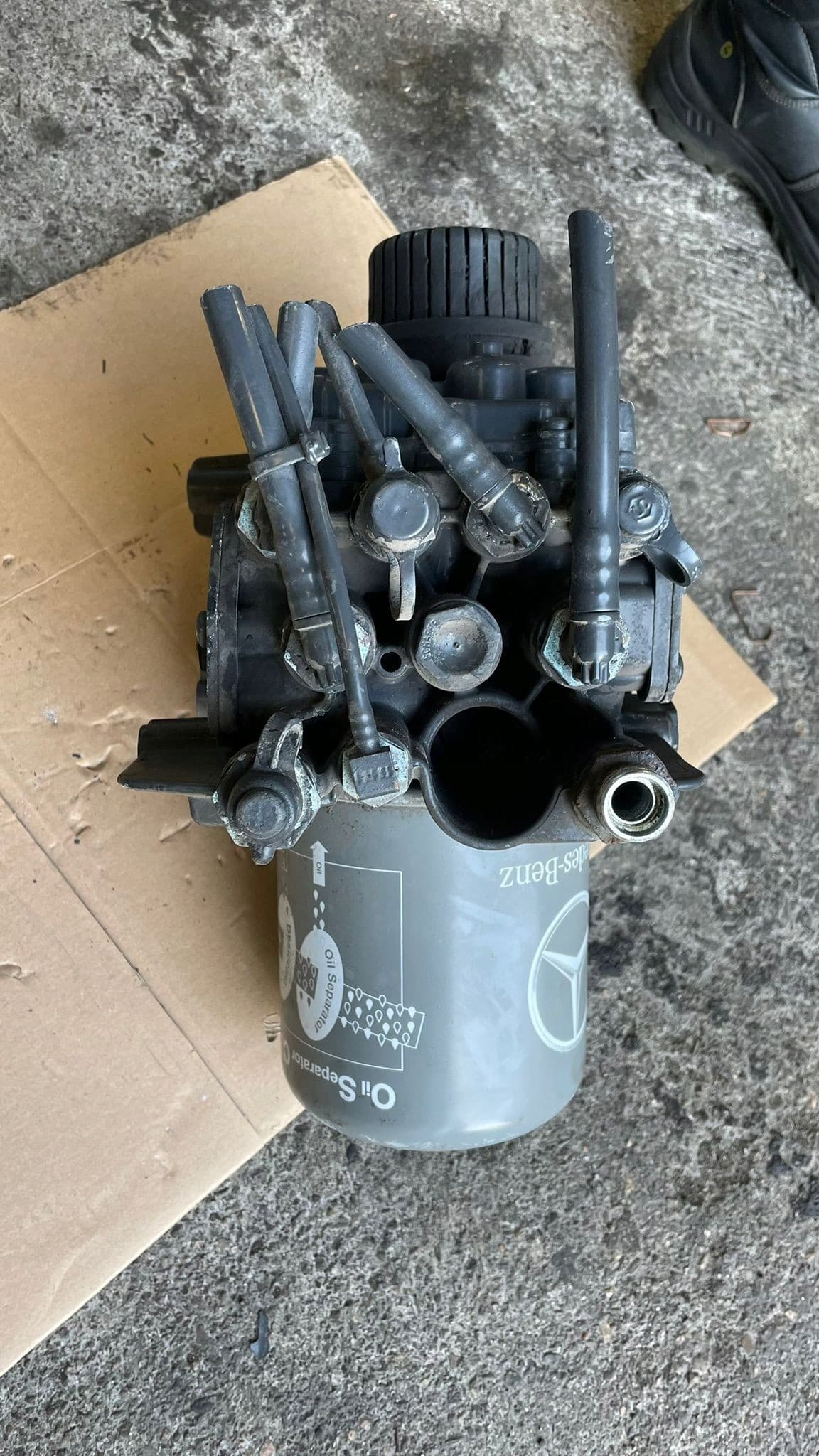 Válvula del Secador Mercedes Atego Iii 3 Euro 6 usado 3