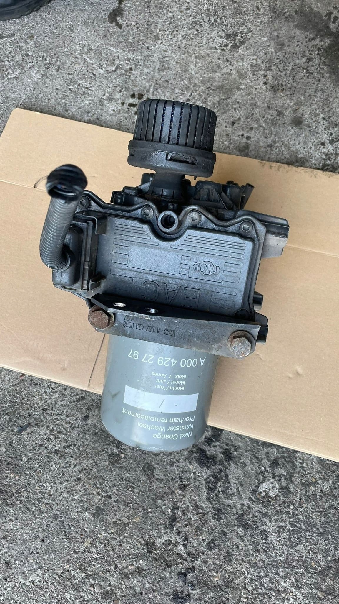 Válvula del Secador Mercedes Atego Iii 3 Euro 6 usado 5