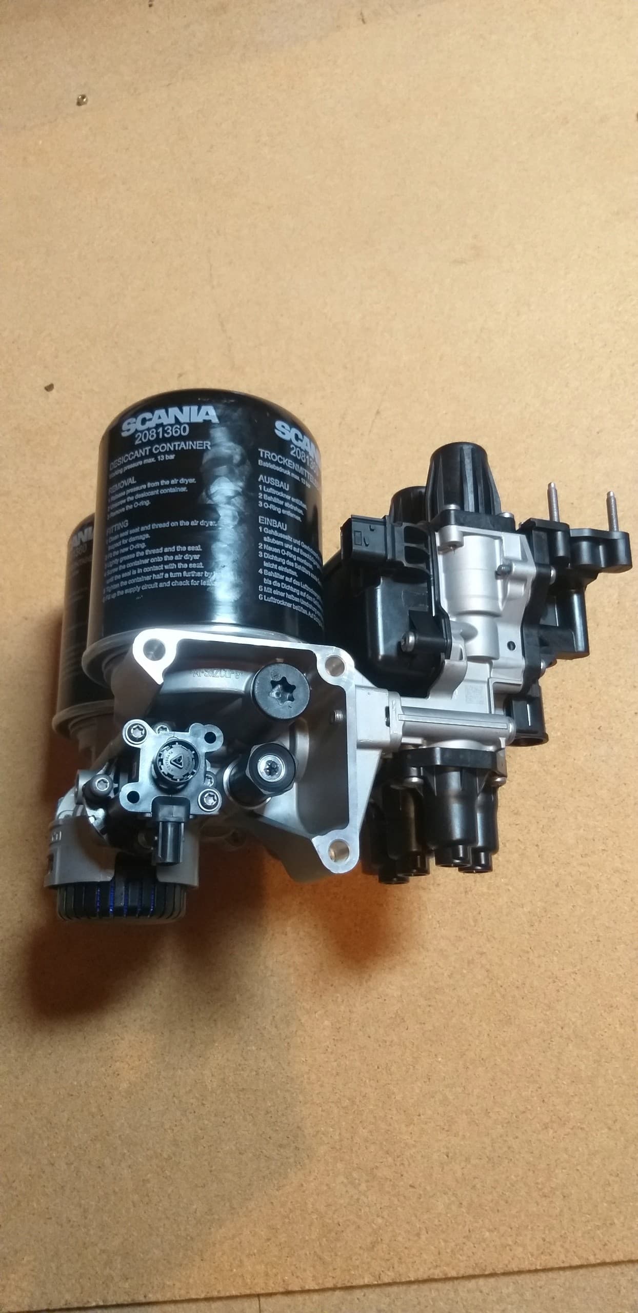 Secador de Aire Aps Scania Euro 6 Wabco 9325102280 usado 3