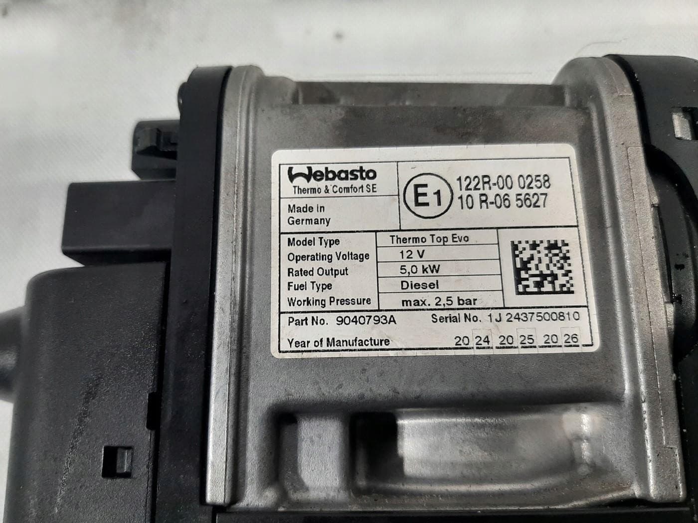 Calefactor Auxiliar VW Passat B8 5WA815007E usado 8