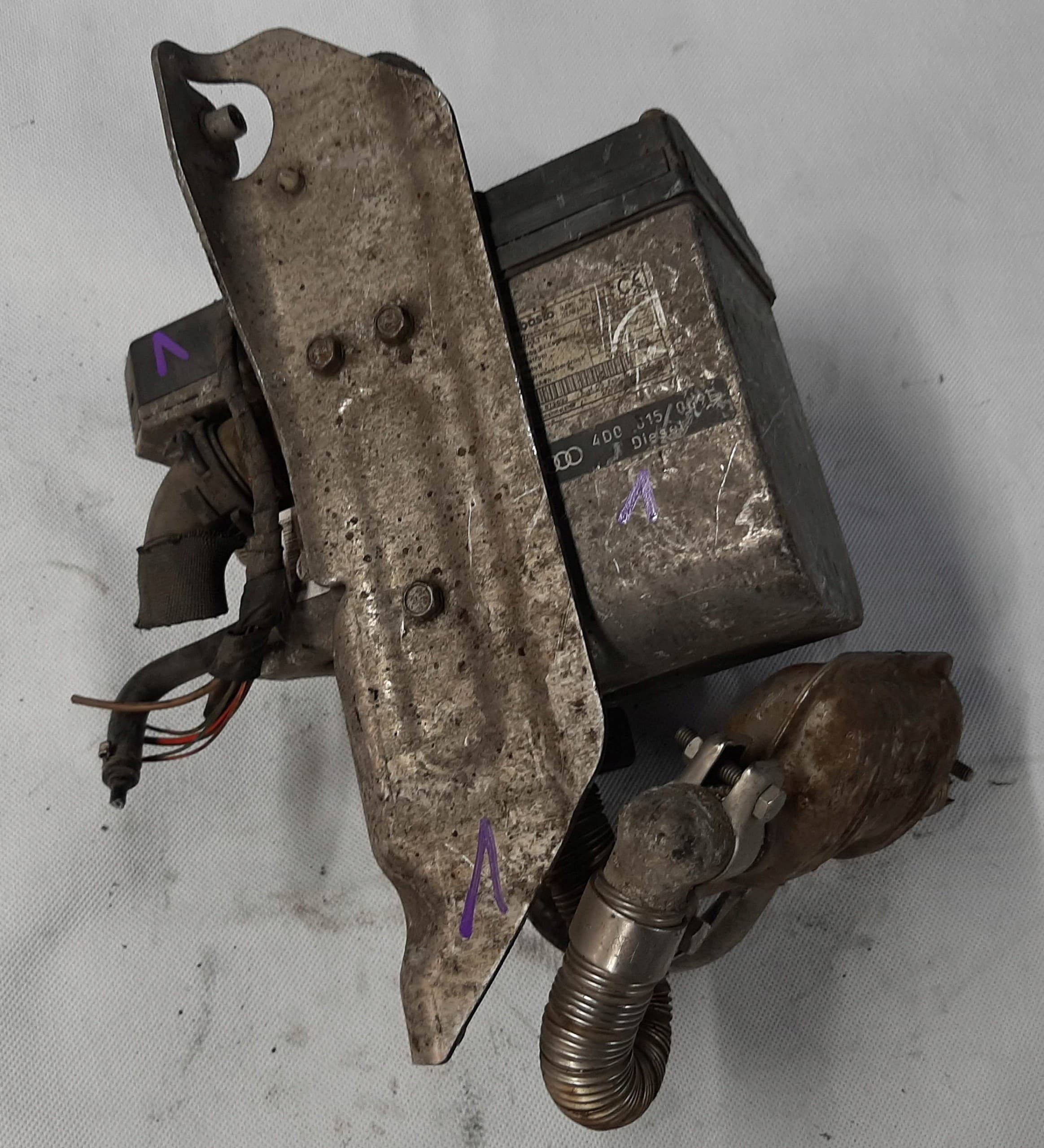 Calefacción Webasto diésel Audi A8 D2 4D0815069E usado