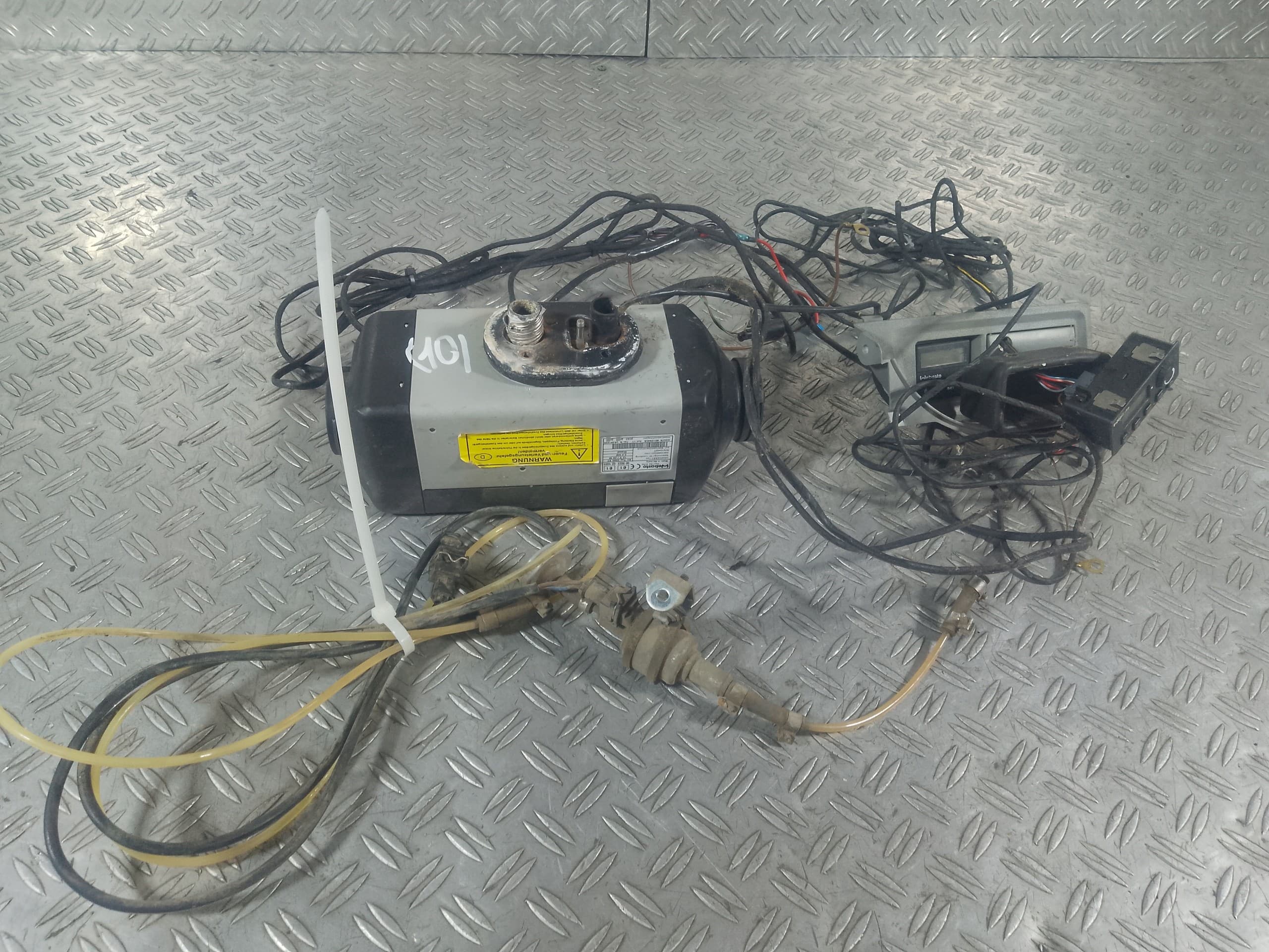 Calefactor estacionario Webasto 9012942A usado