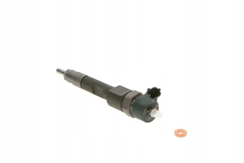 Inyector CR 0445110146 Bosch nuevo 8