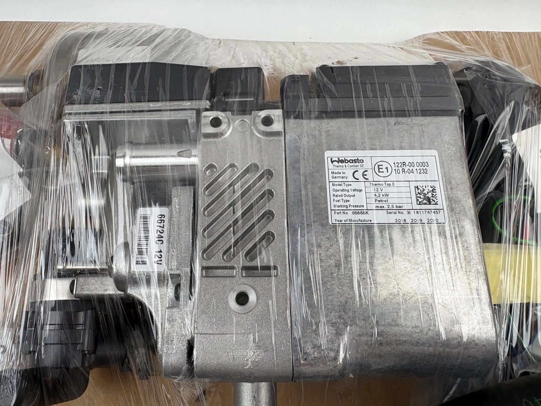 Calefactor Webasto Thermo Top E 12V 4.7kW 2.5 Bar Gasolina usado 4