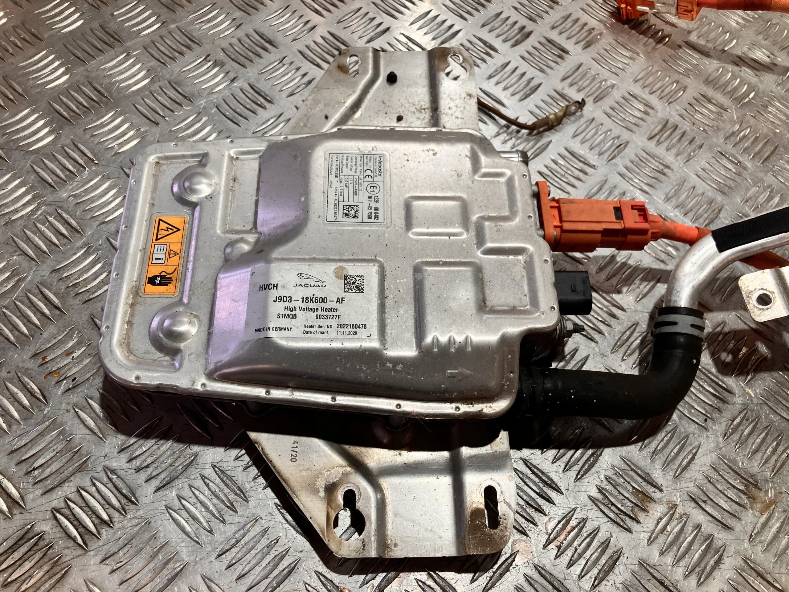 Calefactor Webasto para Jaguar I-Pace X590 usado 3