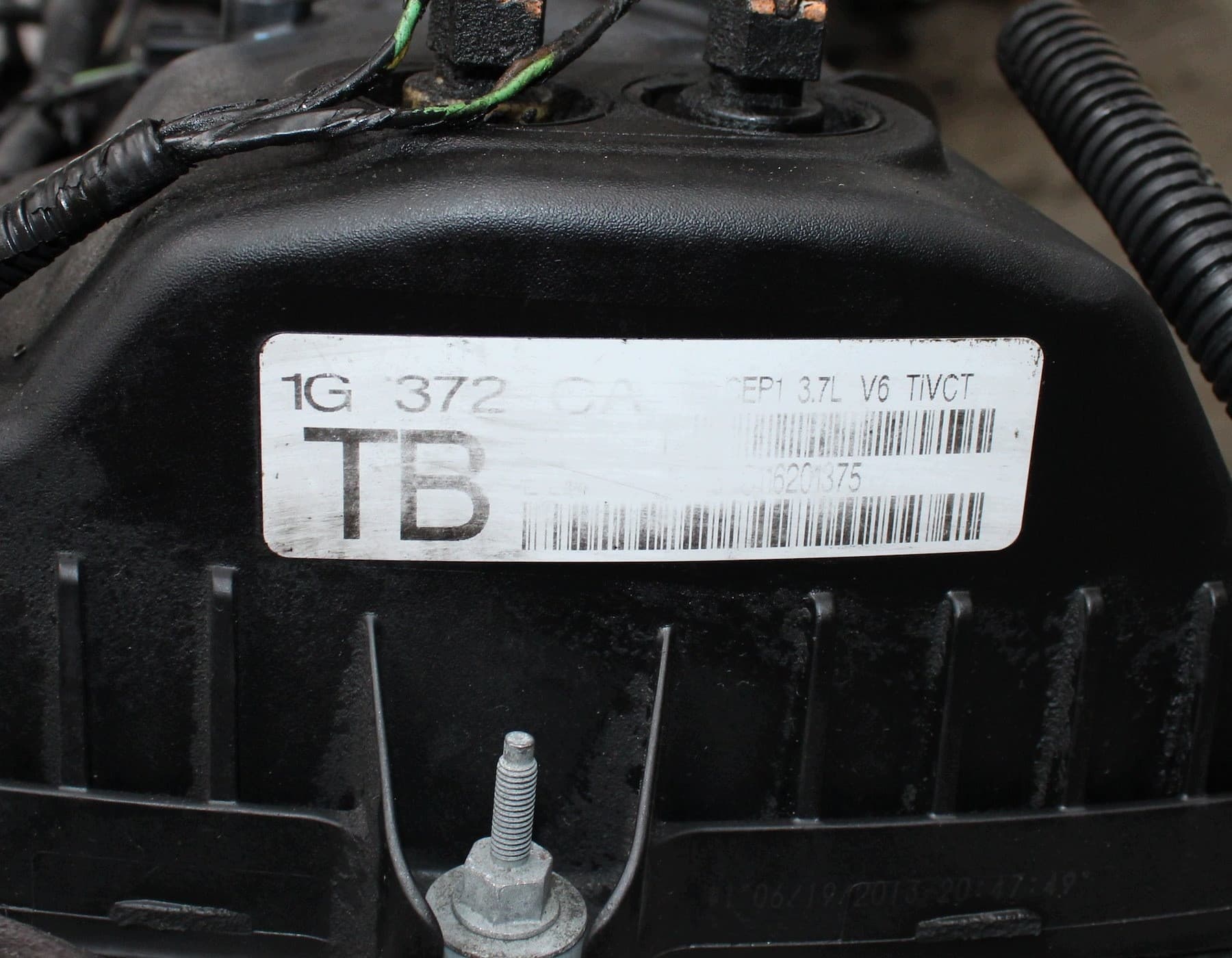Motor de gasolina Ford Mustang V 3.7 V6 usado 6