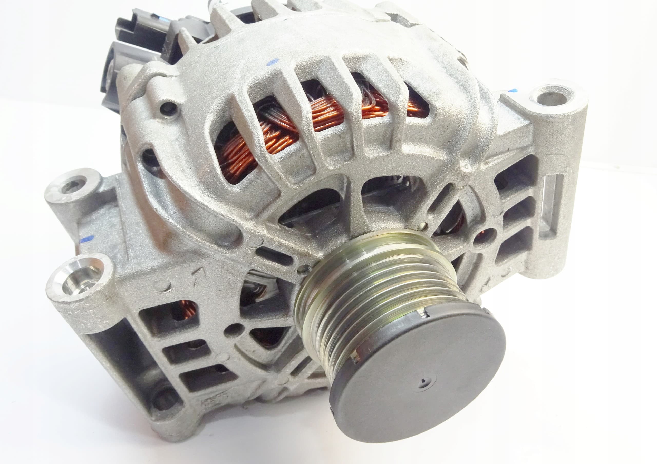 Alternador Valeo 440174 nuevo 7