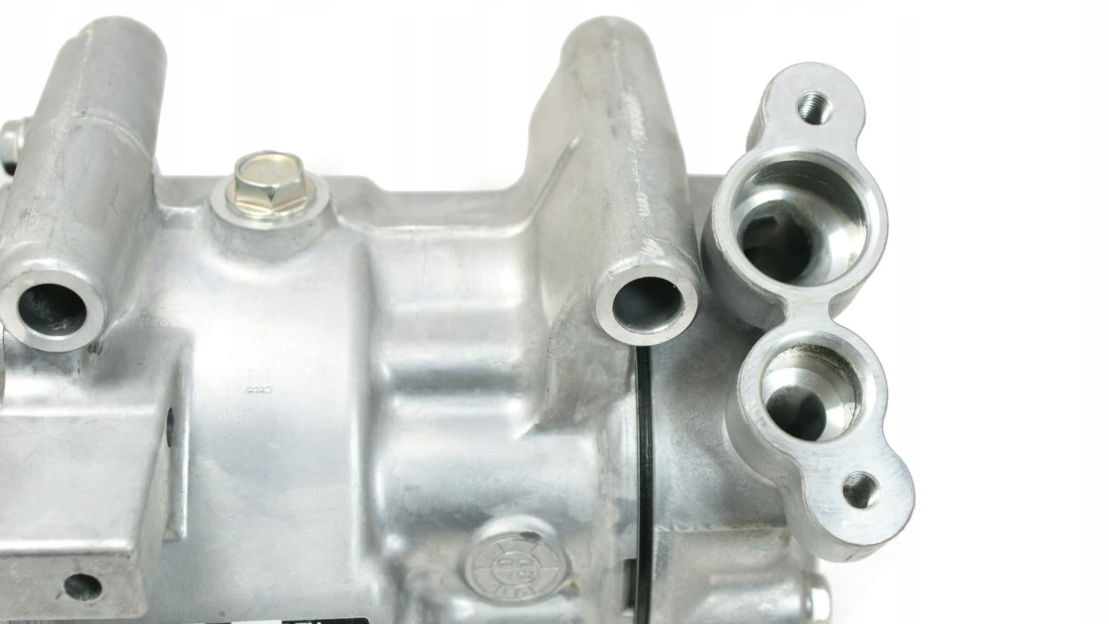 Compresor de Aire Acondicionado Nissan / Renault 926009107R nuevo 2