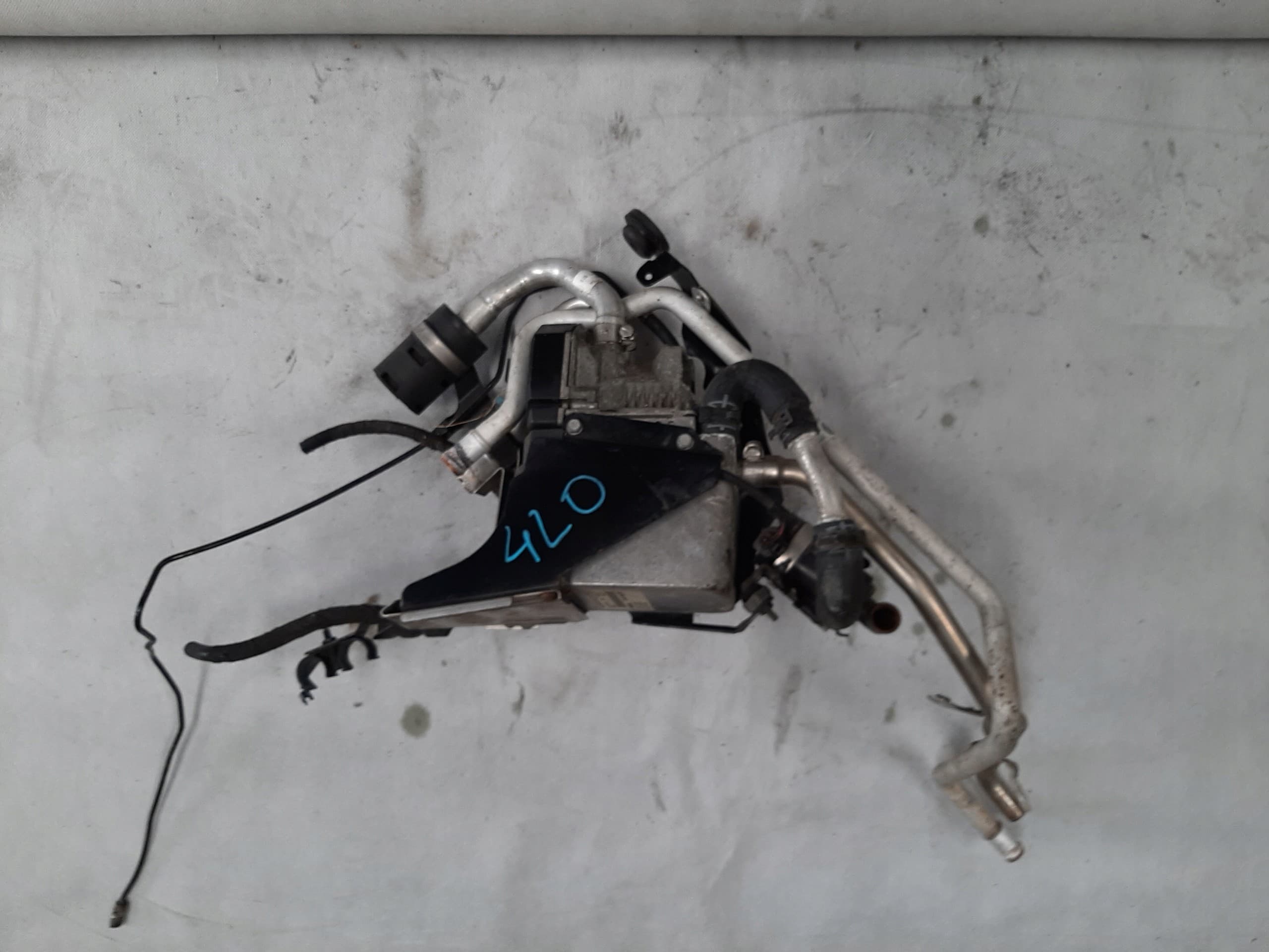 Calefactor estacionario Webasto Audi Q7 4L 3.0 TDI 4L0815071D usado