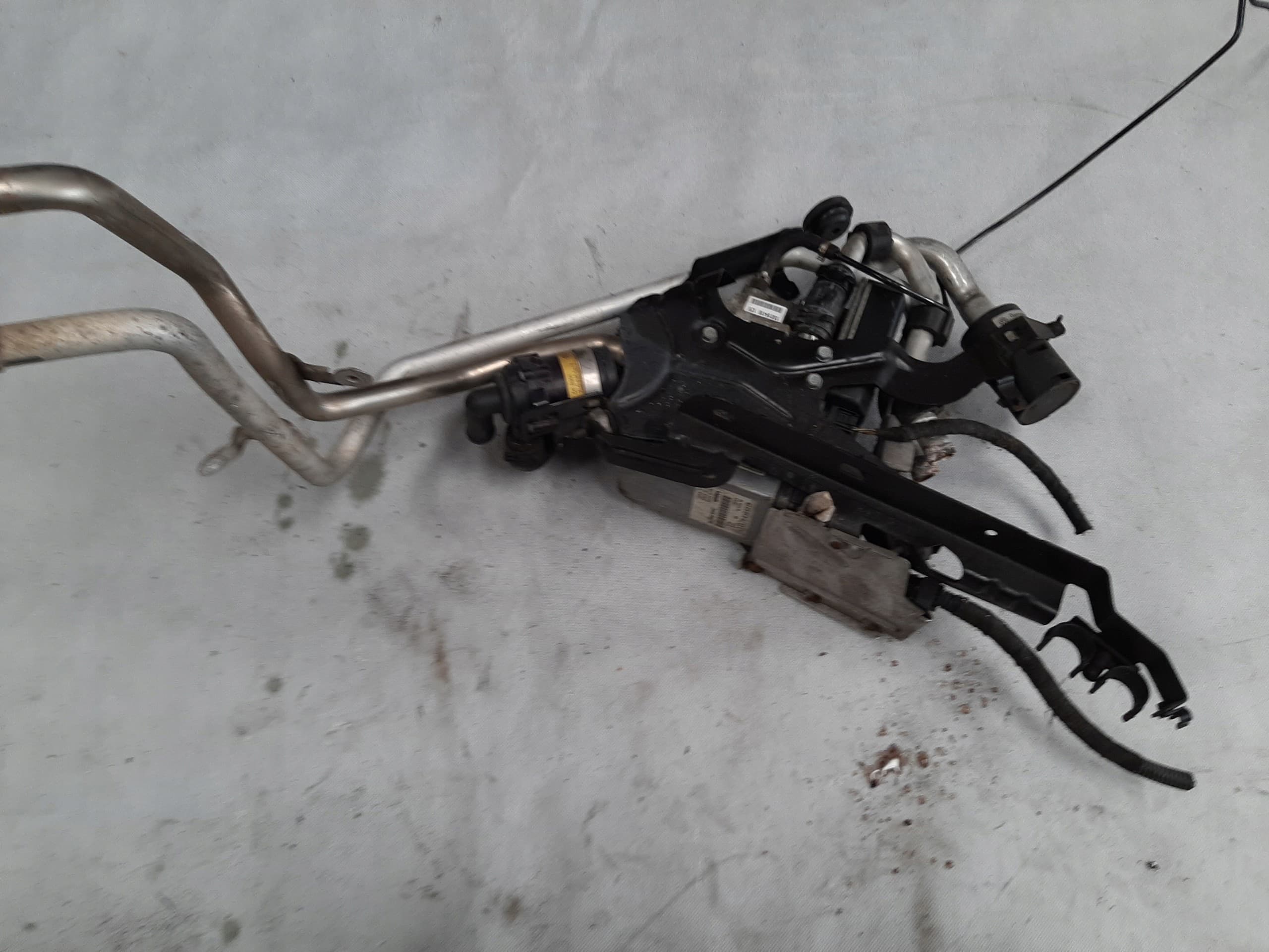 Calefactor estacionario Webasto Audi Q7 4L 3.0 TDI 4L0815071D usado 2