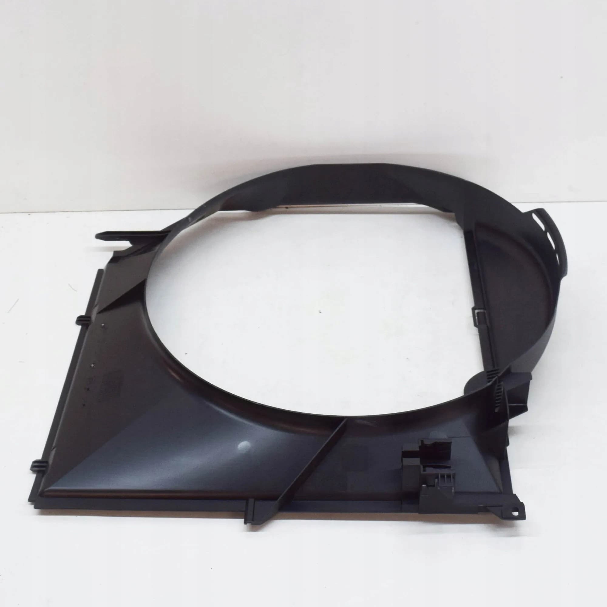 BMW 3 E46 Engine Cooling Fan Shroud 17111436259 2.2 Petrol nuevo 4