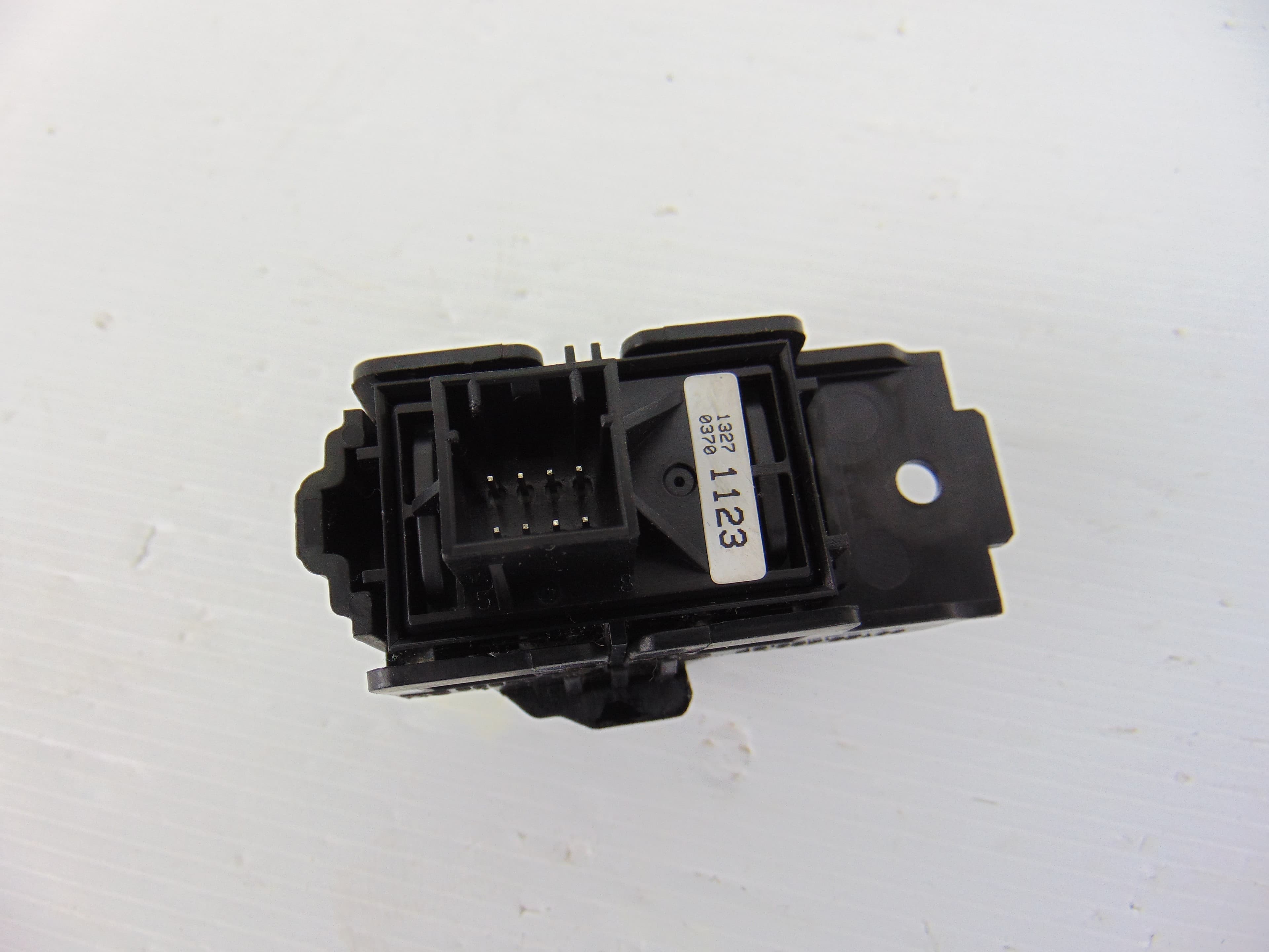 Interruptor, Opel Insignia Berlina Cosmo 2010, 13271123 usado 3