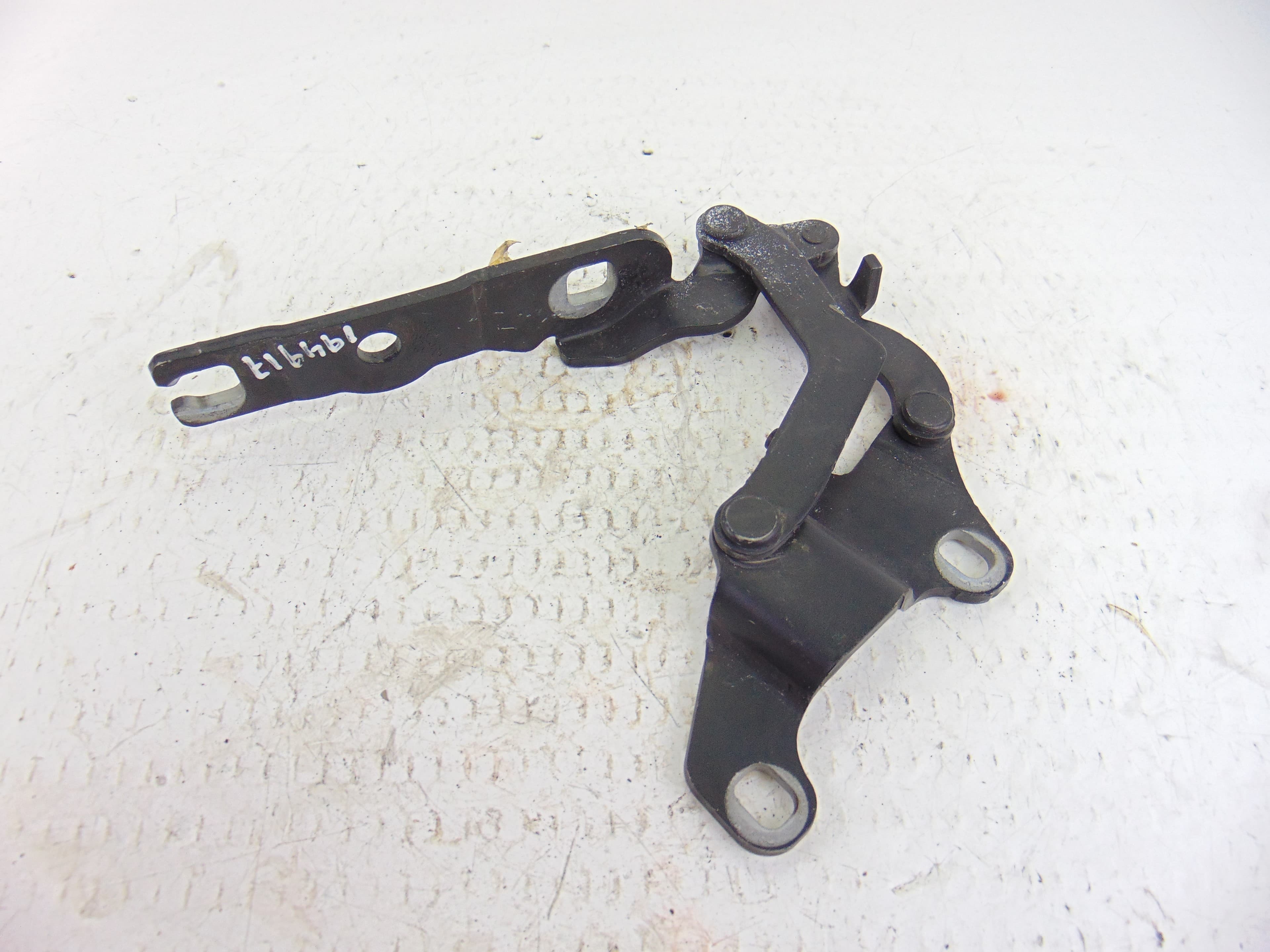 Capo, BMW Serie 1 Berlina (E81/E87) 120d 2008, 7060560 usado