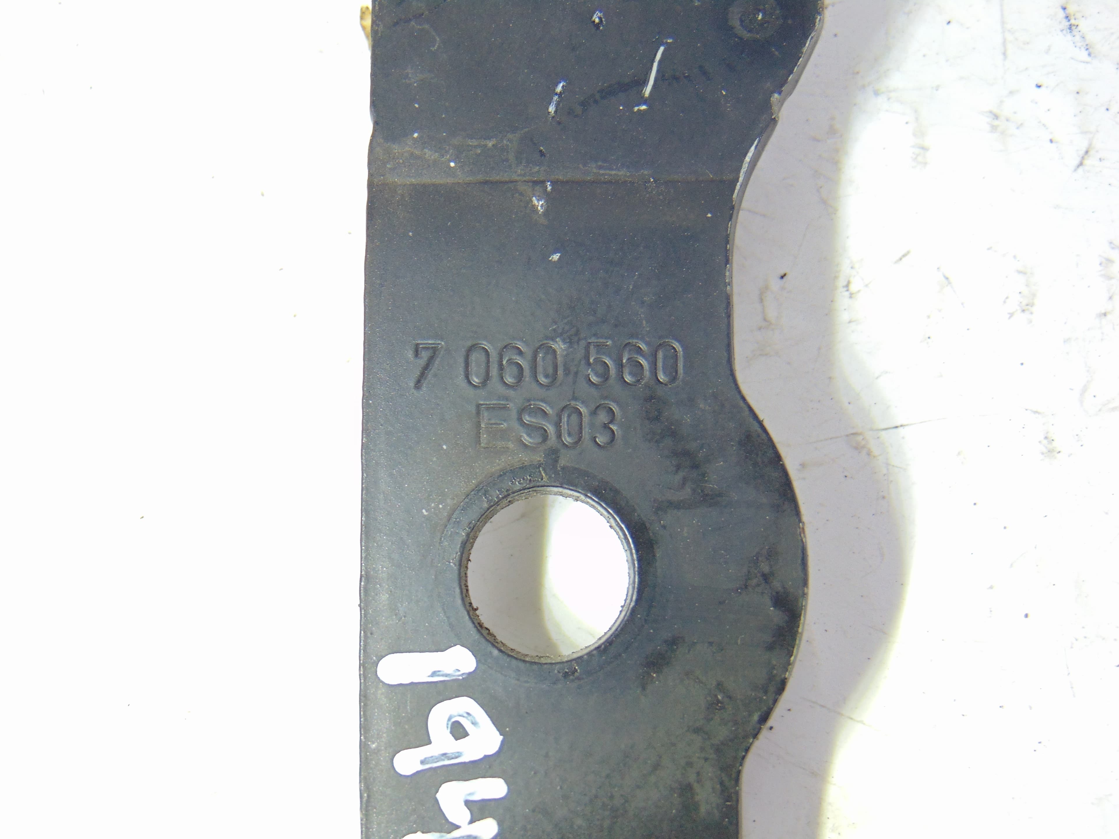 Capo, BMW Serie 1 Berlina (E81/E87) 120d 2008, 7060560 usado 3