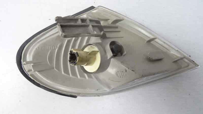 Piloto delantero izquierdo, Nissan Almera (N16/E) Comfort 2000 usado 2