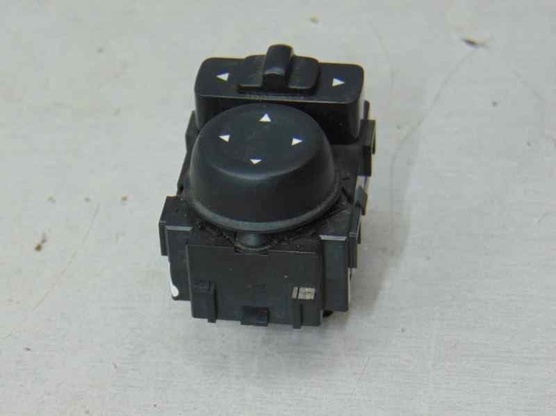 Mando retrovisor, Nissan Micra (K14) Acenta 2019 usado 4