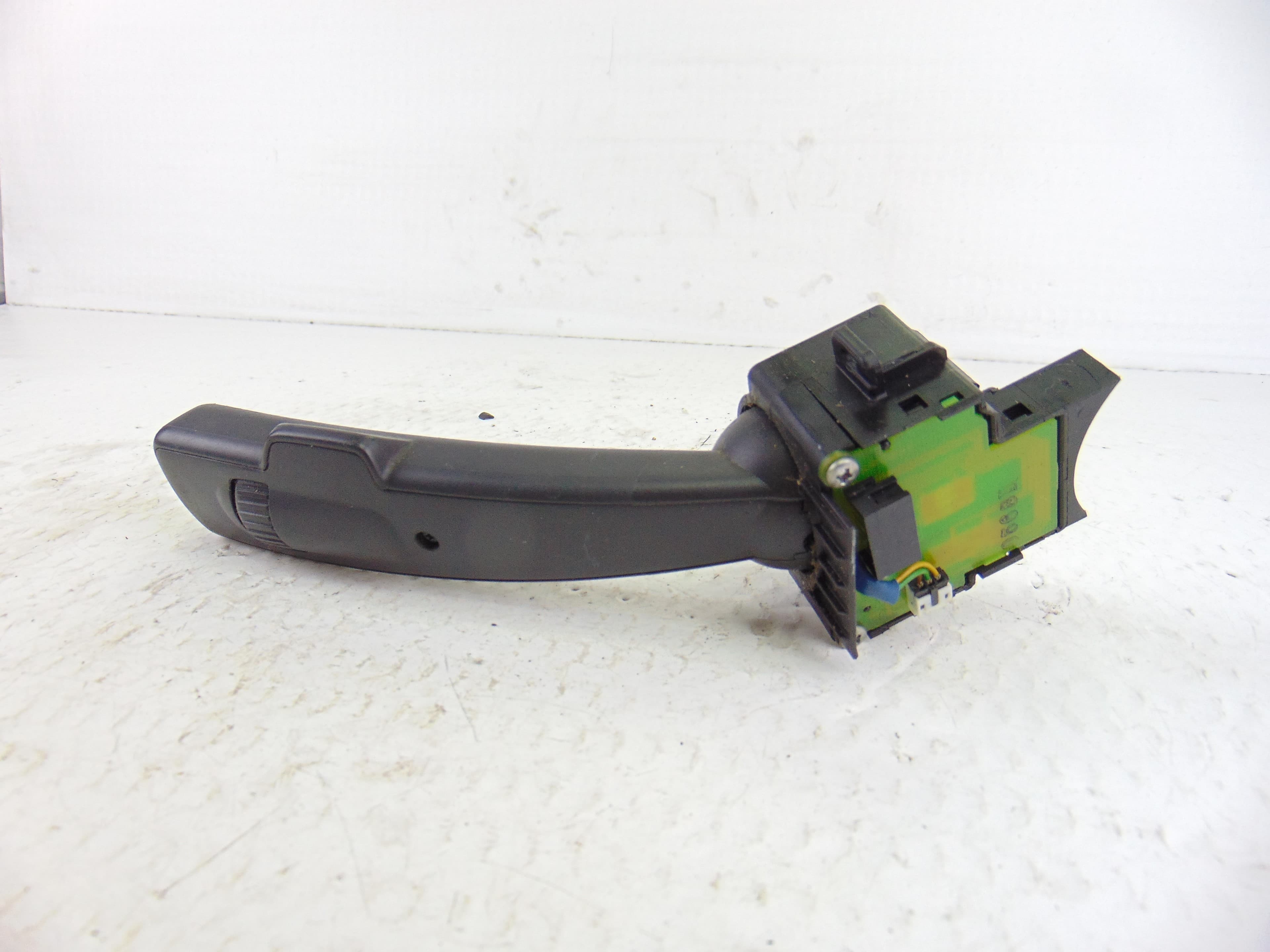 Mando limpia, Volvo S40 Berlina 1.6 D Kinetic 2006 usado 2