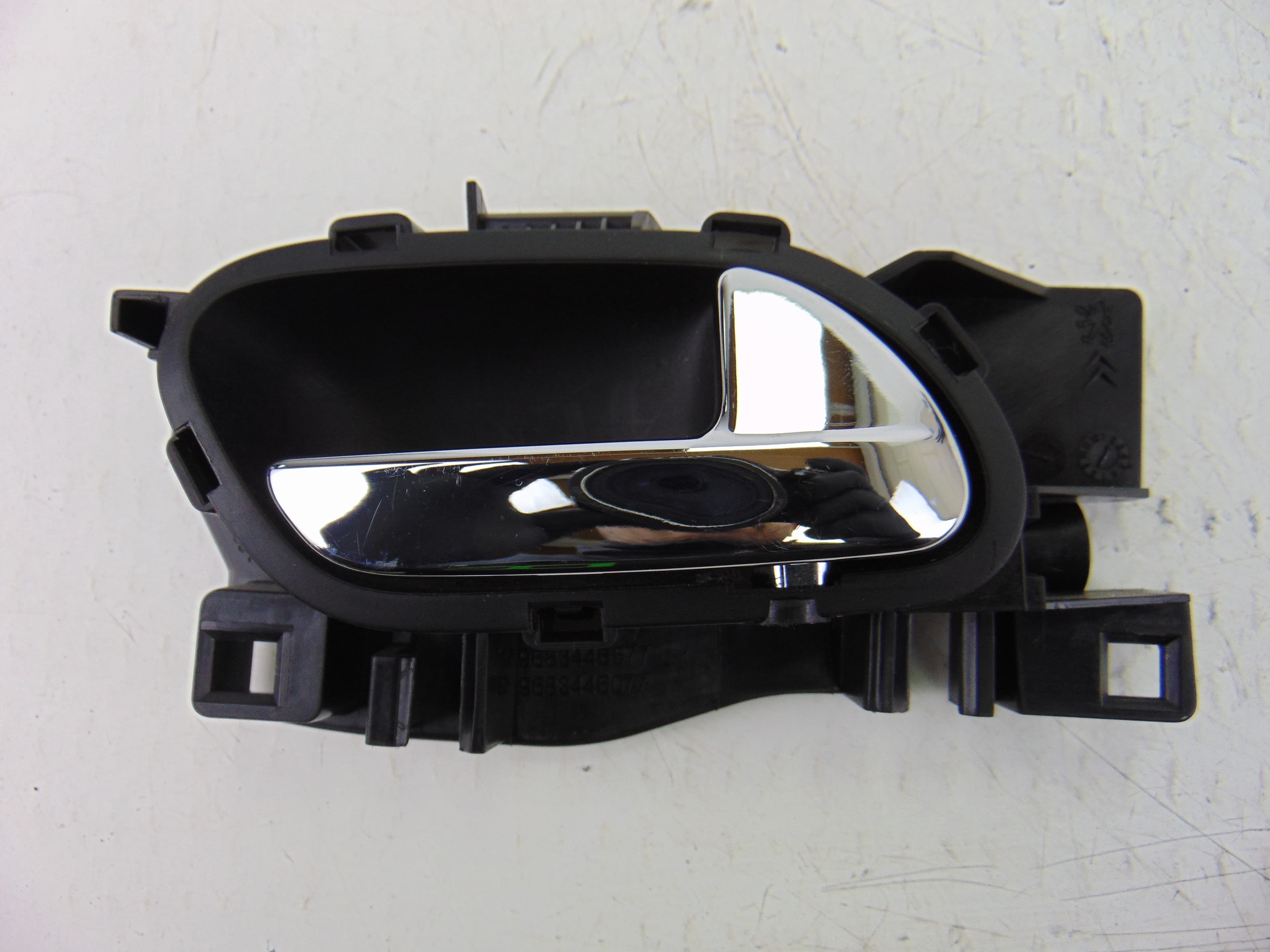 Maneta interior delantera derecha, Peugeot 3008 Confort 2009 usado