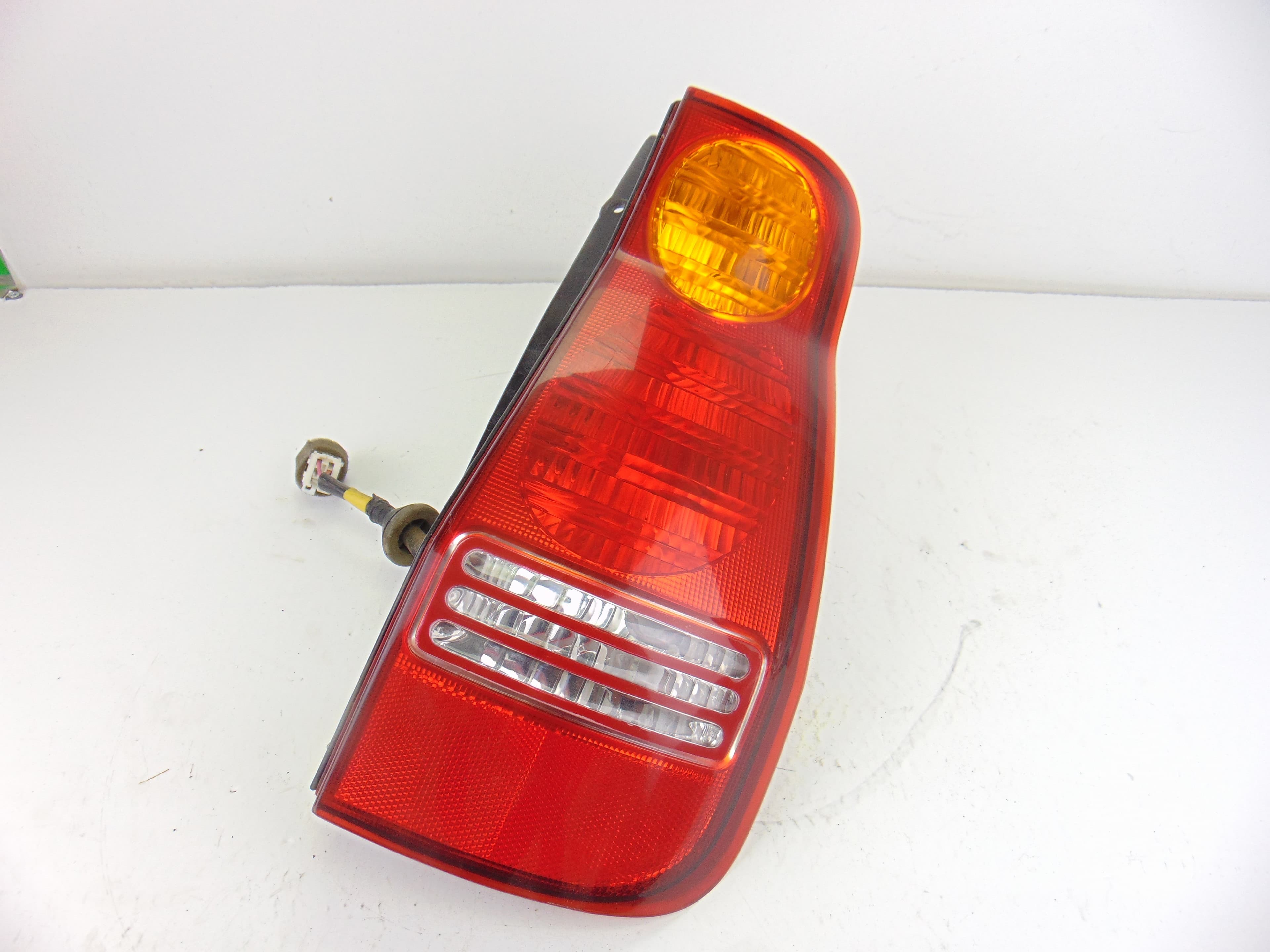 Piloto trasero derecho, Hyundai Matrix (Fc) 1.6 Gls 2002 usado