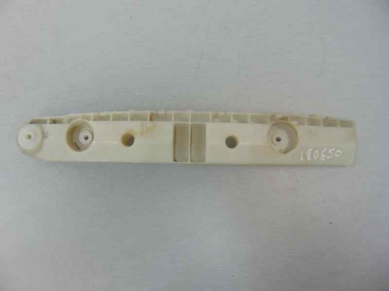 Molduras traseras, Nissan Juke (F15E) Acenta 2013 usado
