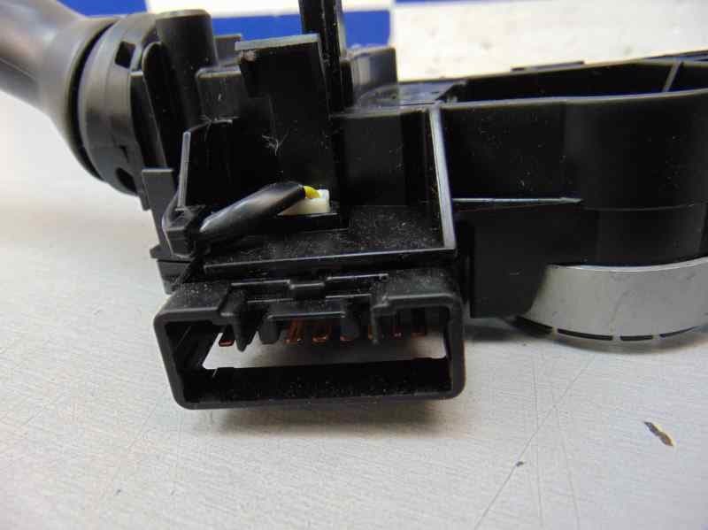 Mando luces, Toyota Auris (E15) Sol 2008 usado 5