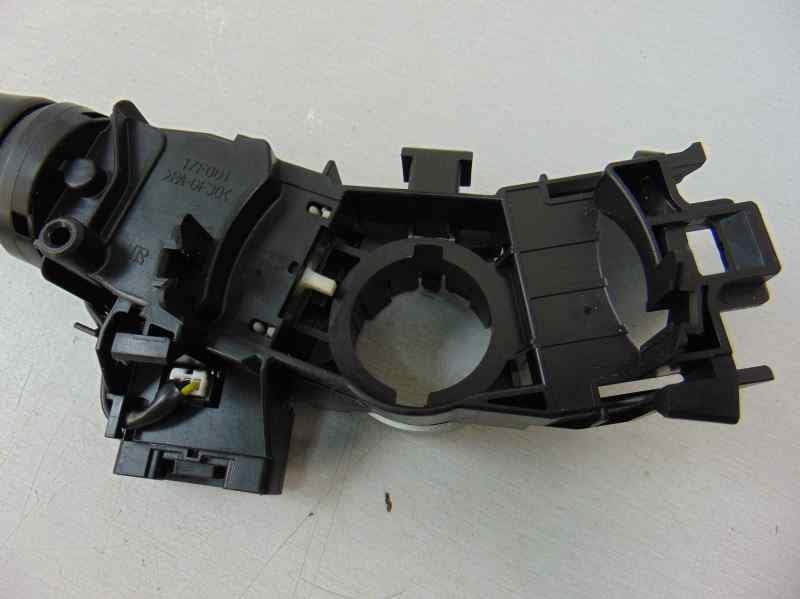 Mando luces, Toyota Auris (E15) Sol 2008 usado 7